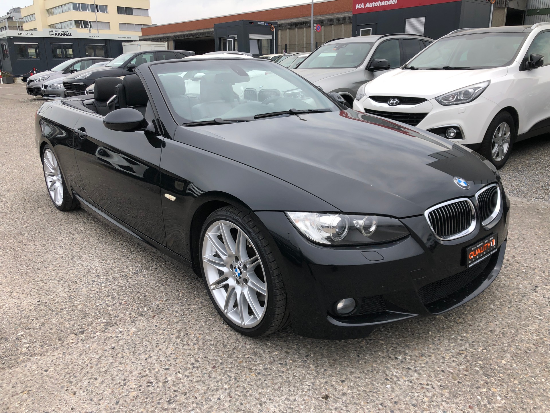 BMW 330i Cabriolet Steptronic-showroom-element-2
