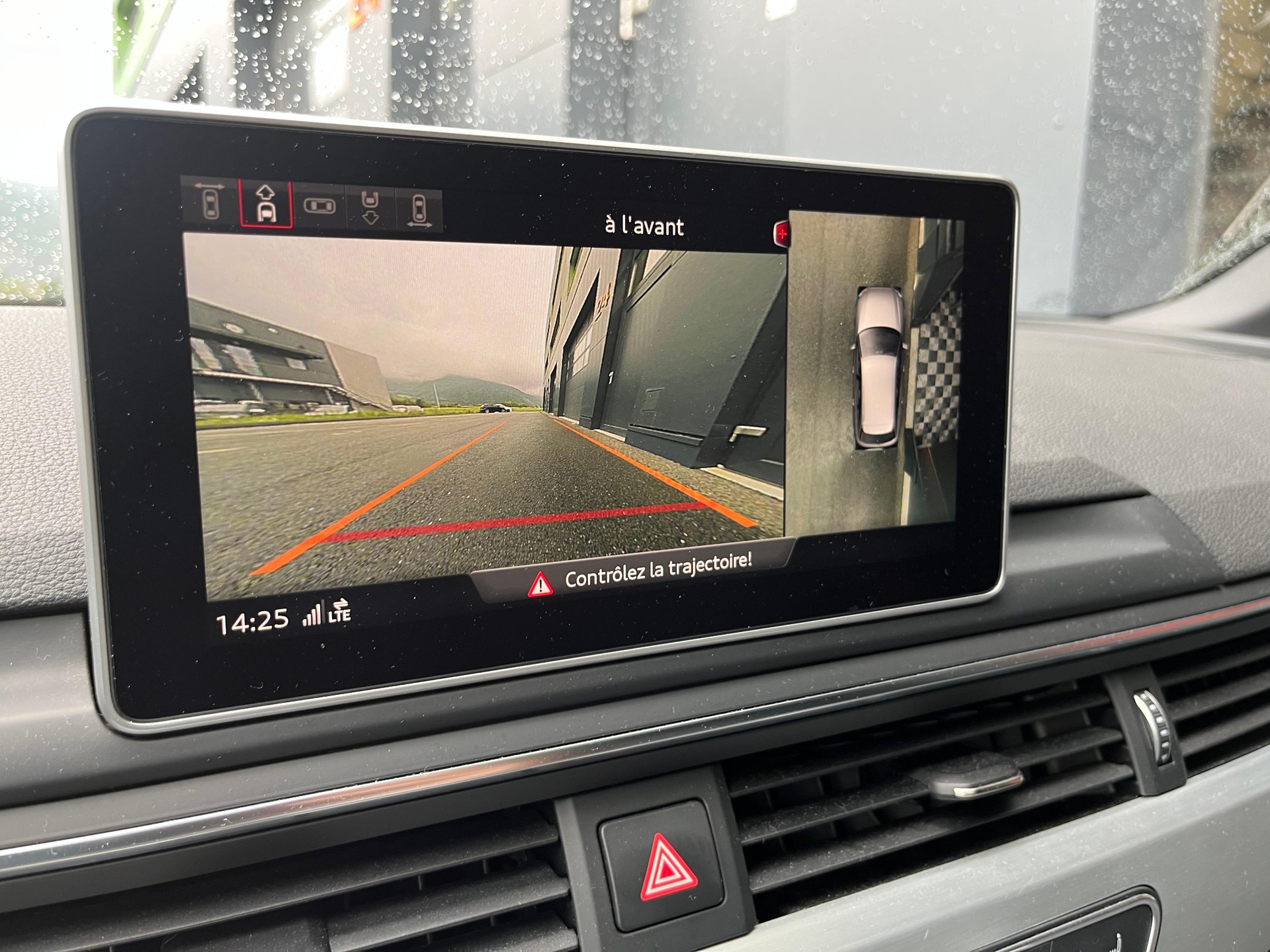AUDI S4 Avant 3.0 TFSI quattro tiptronic-image-22