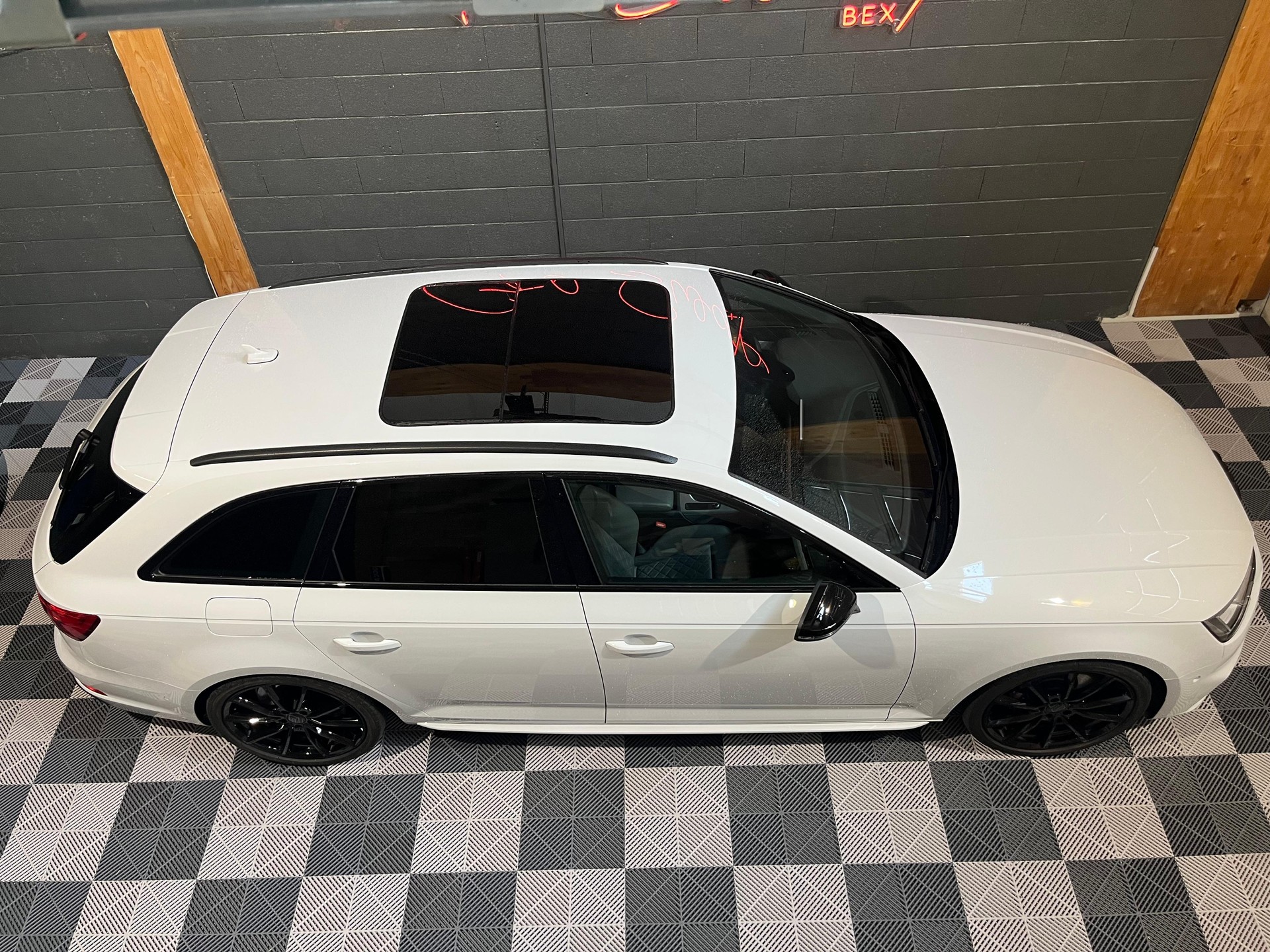 AUDI S4 Avant 3.0 TFSI quattro tiptronic-showroom-element-3
