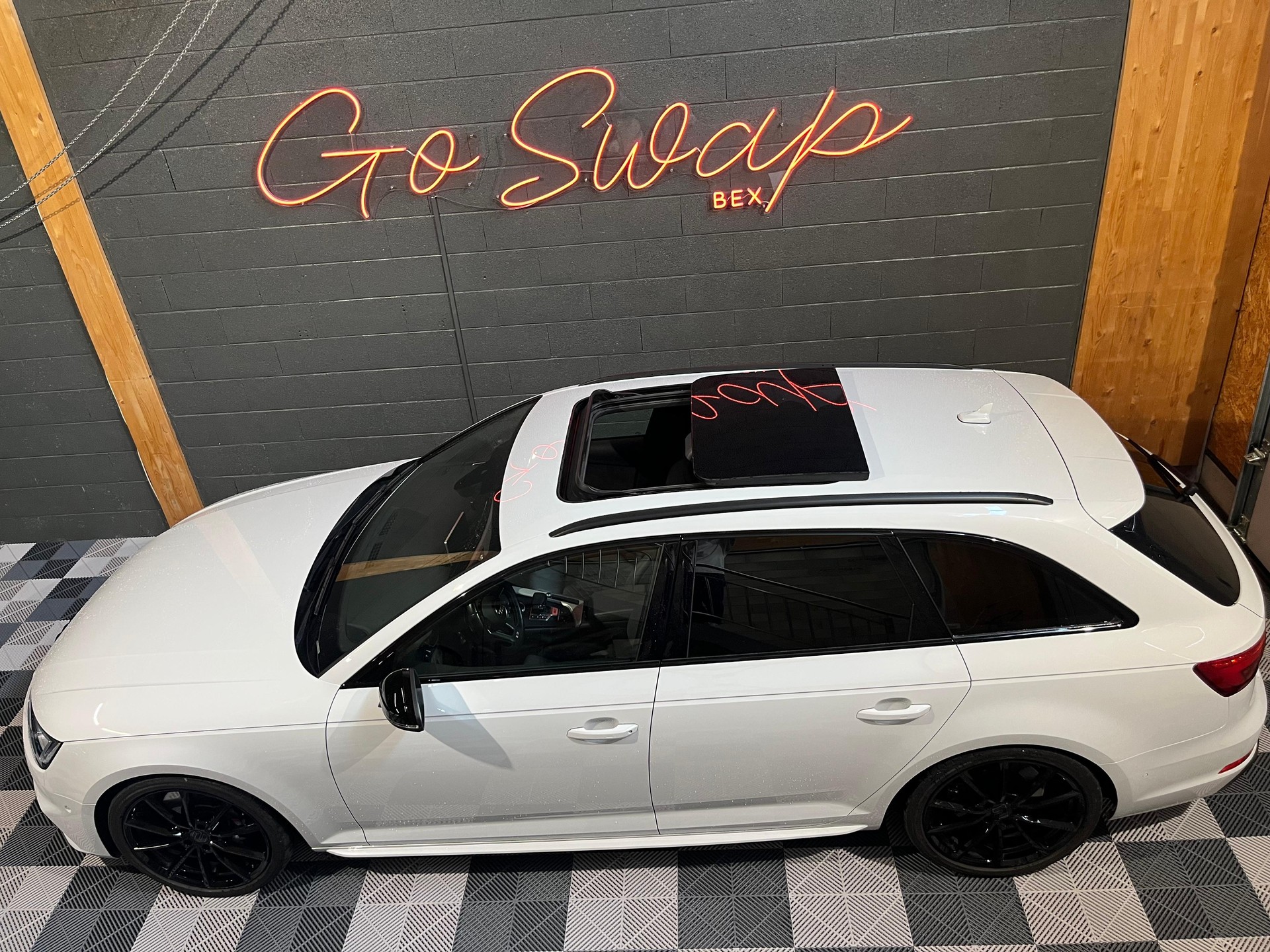 AUDI S4 Avant 3.0 TFSI quattro tiptronic-image-8
