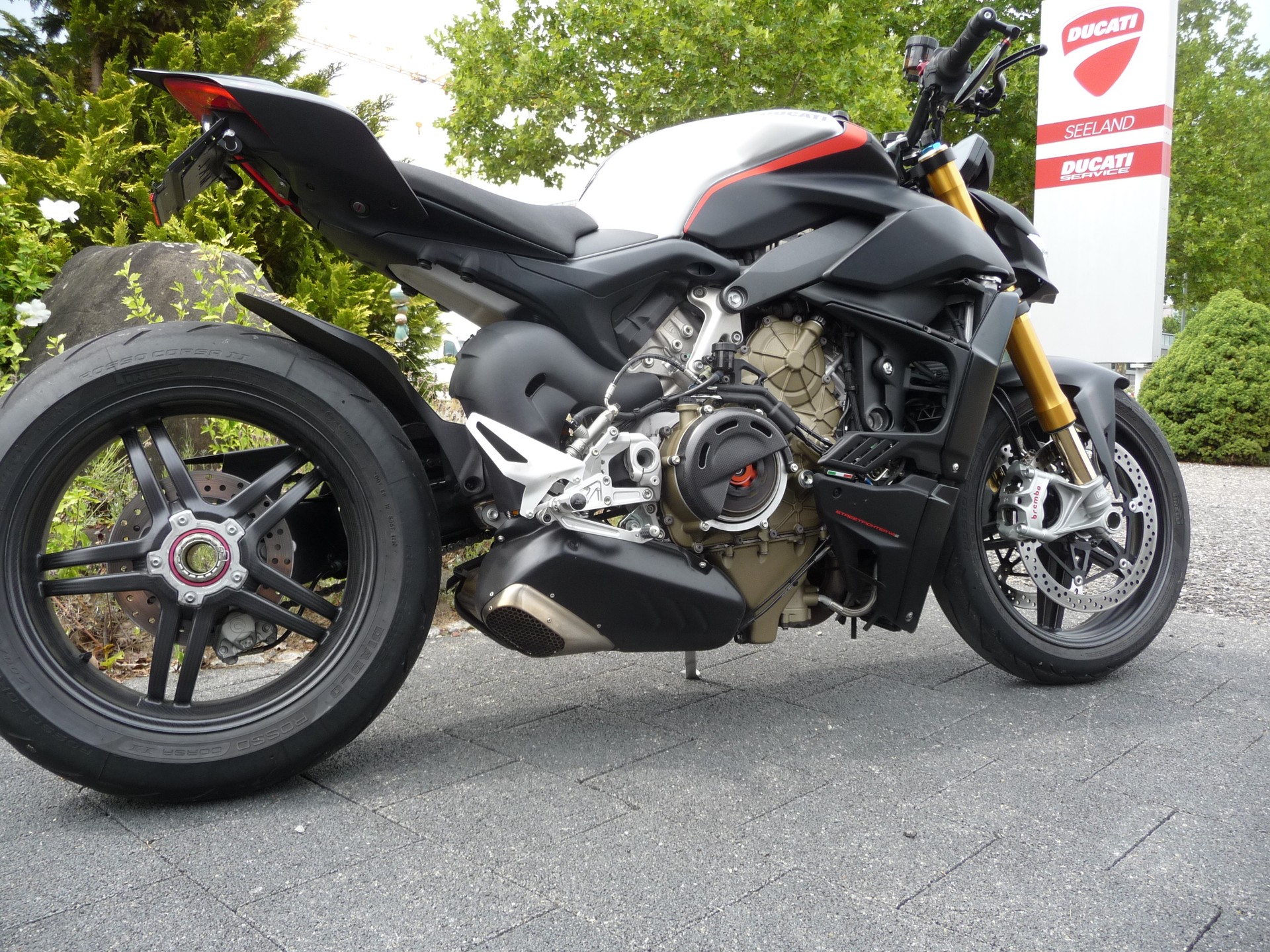 DUCATI Streetfighter V4 SP-image-0