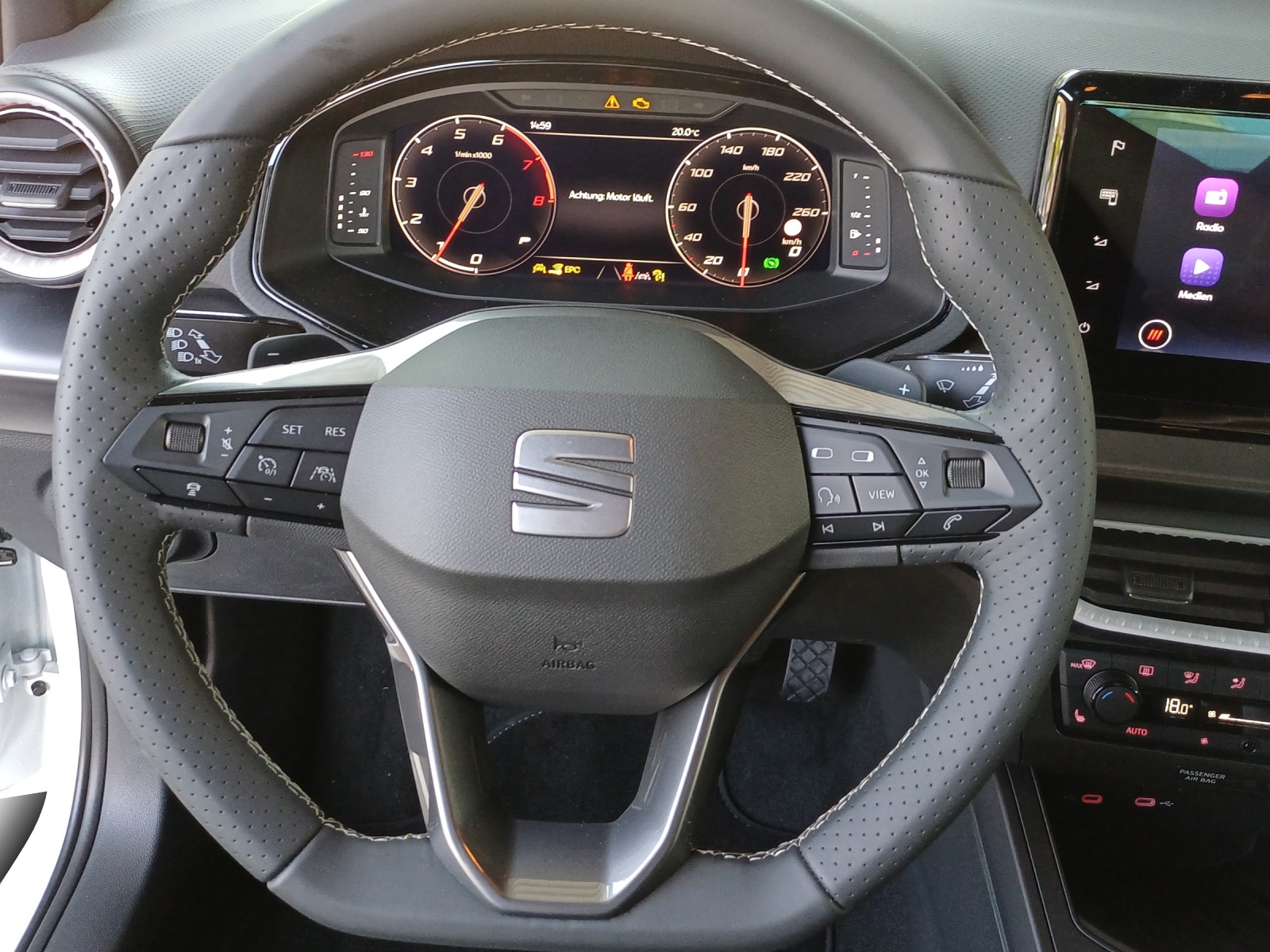 SEAT NEW SEAT IBIZA MOVE FR-image-9