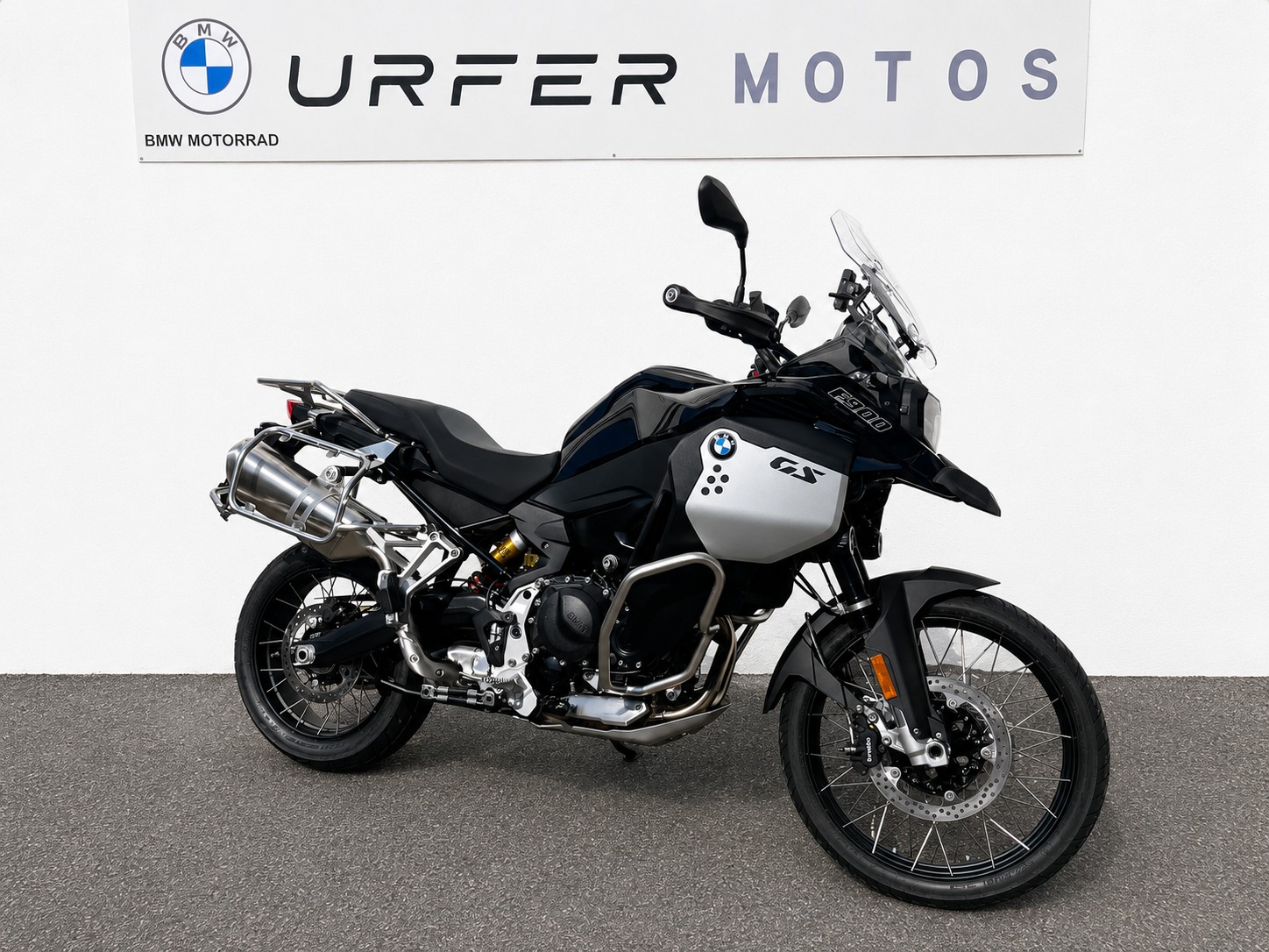 BMW F 900 GS Adventure-image-1