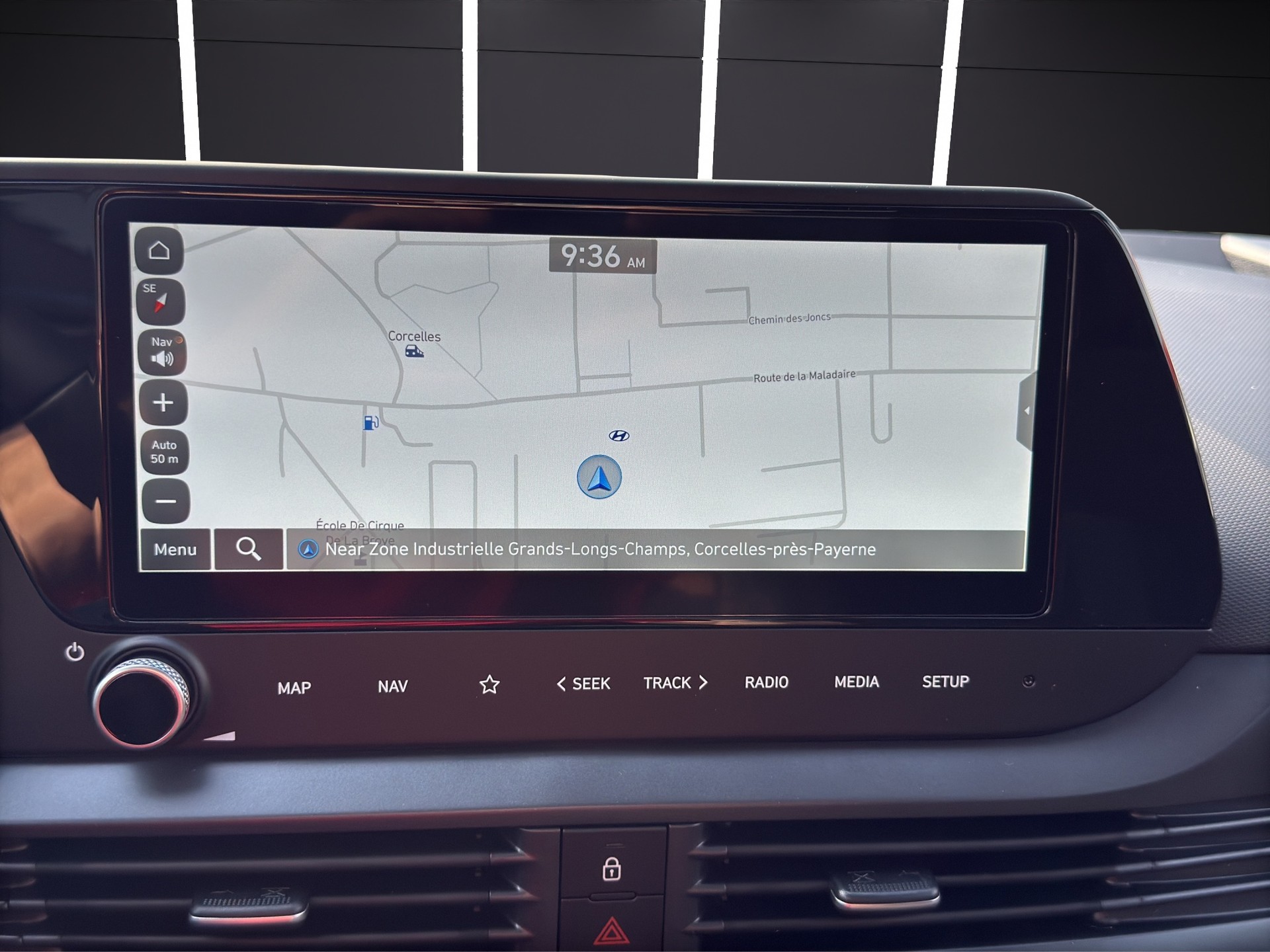 HYUNDAI i20 1.0 T-GDi Amplia GO! DCT-image-10