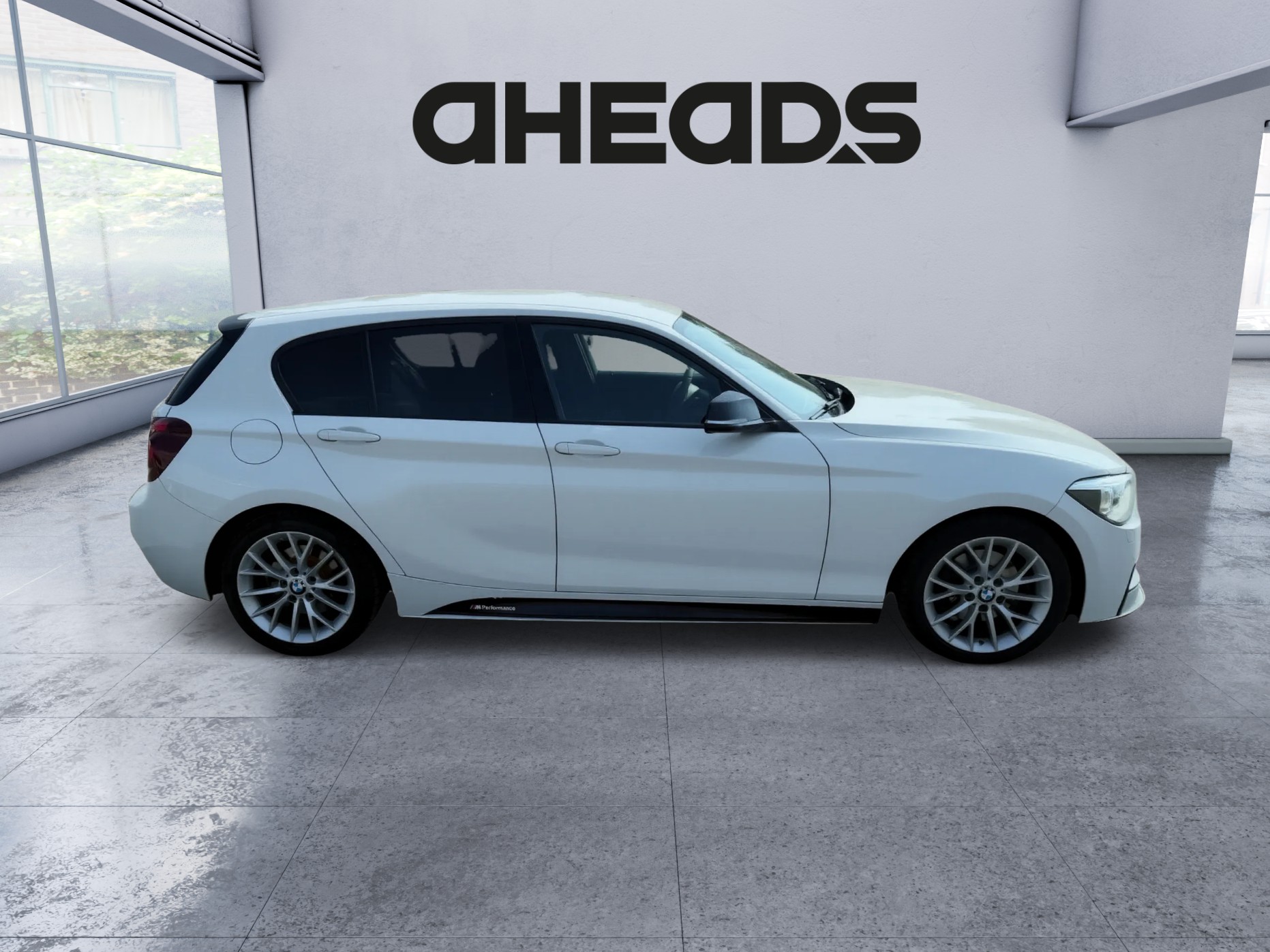 BMW 120d M Performance-showroom-element-3