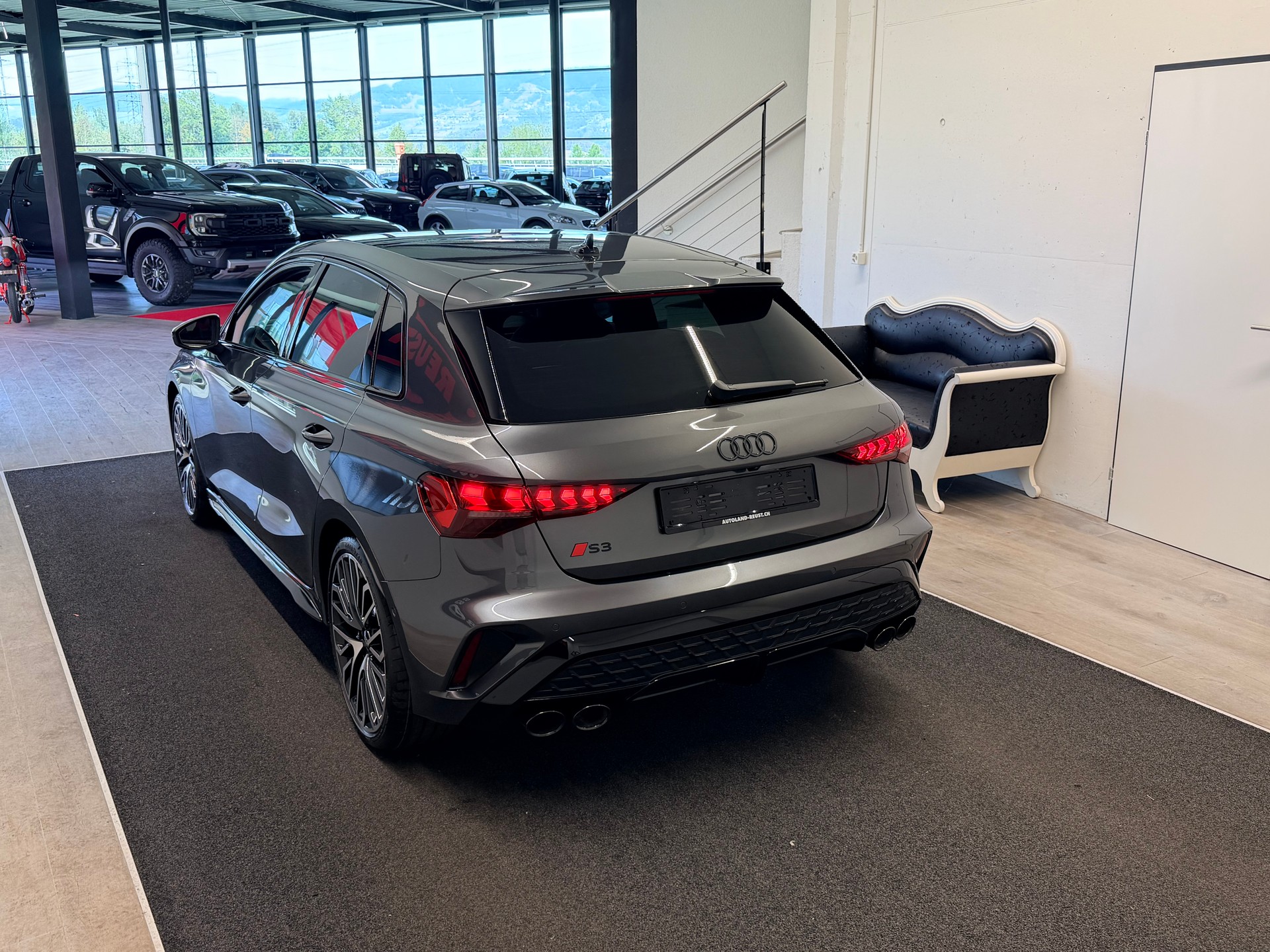 AUDI S3 Sportback TFSI quattro S-tronic-image-8