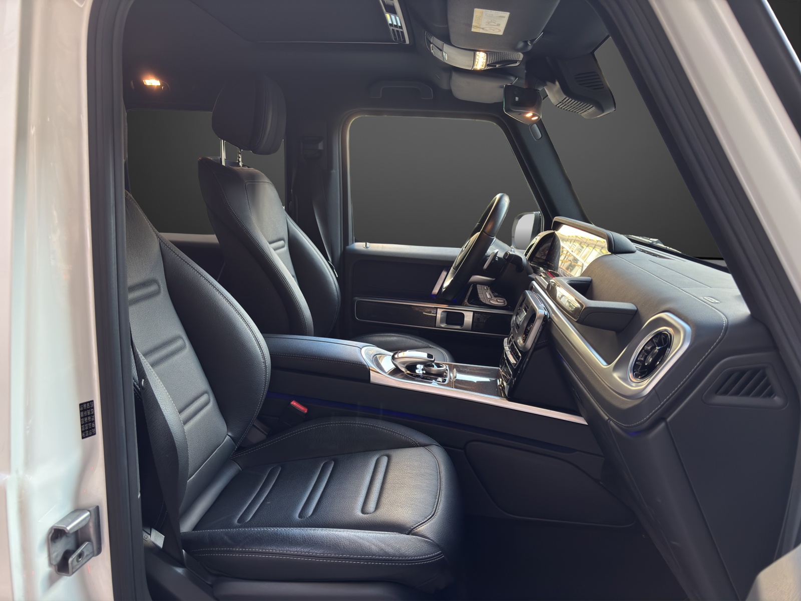 MERCEDES-BENZ G 500 AMG Line 9G-Tronic-image-12