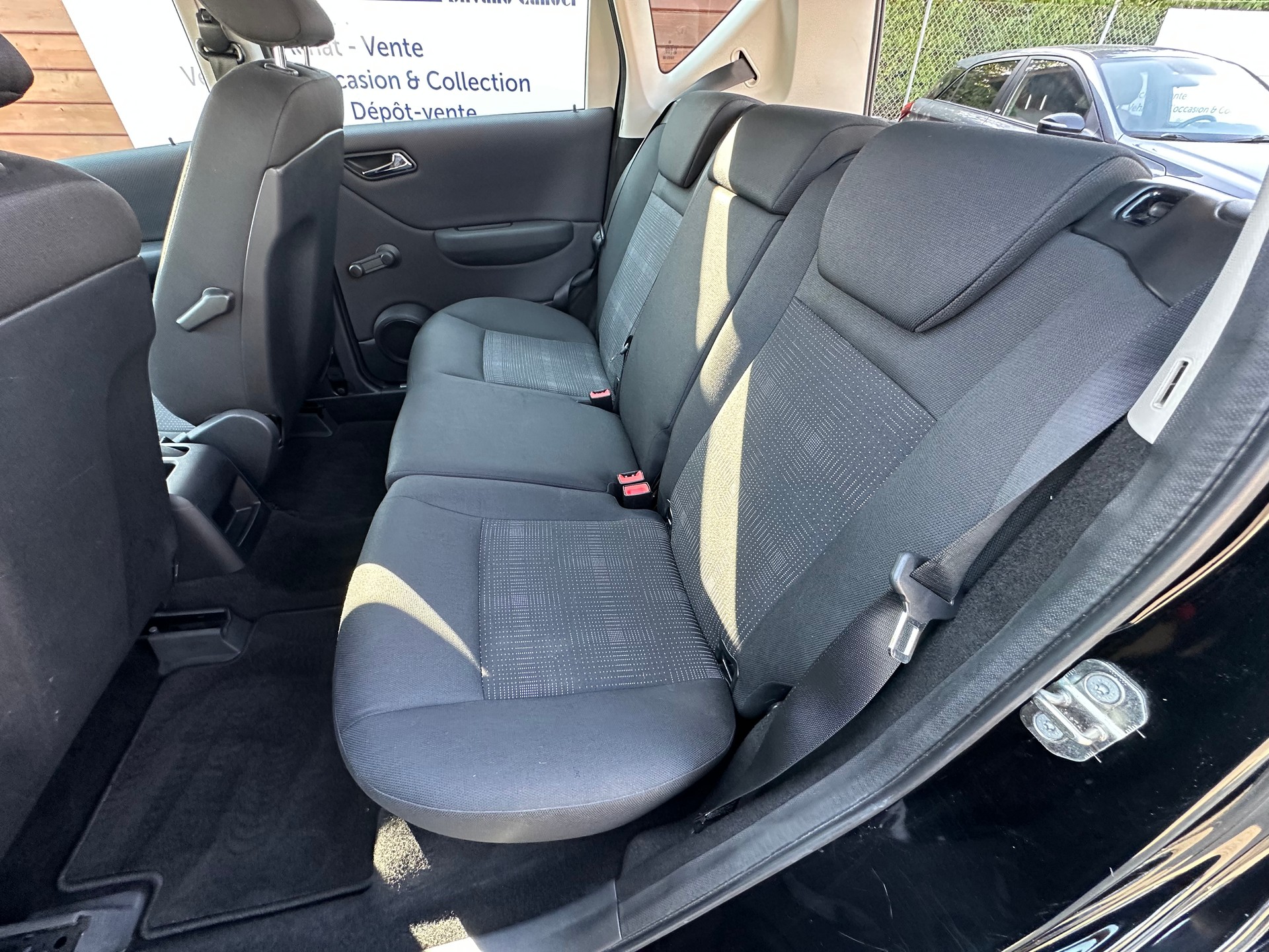 MERCEDES-BENZ A 160 (150) Avantgarde Autotronic-image-11