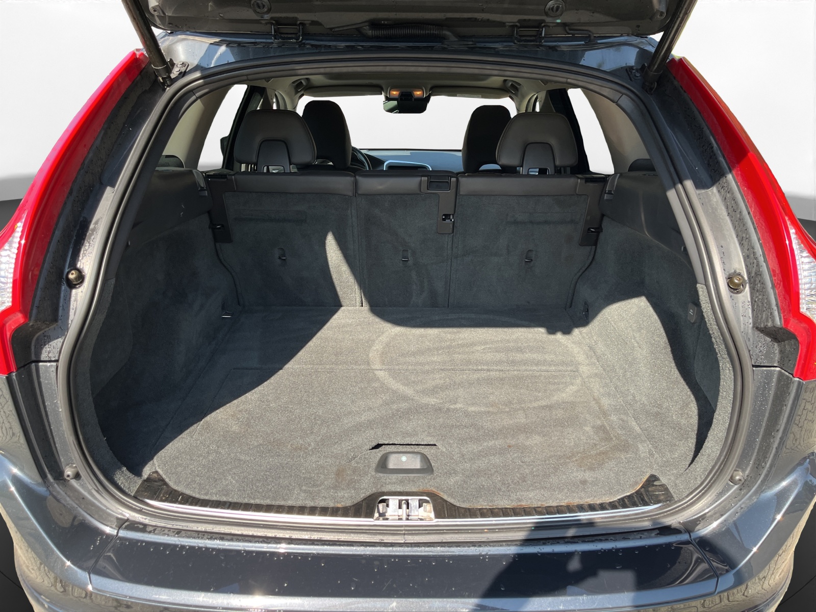 VOLVO XC60 T5 Summum Geartronic-image-11
