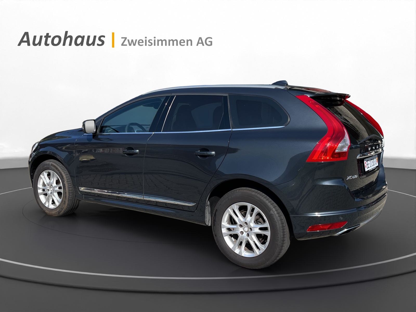 VOLVO XC60 T5 Summum Geartronic-showroom-element-2