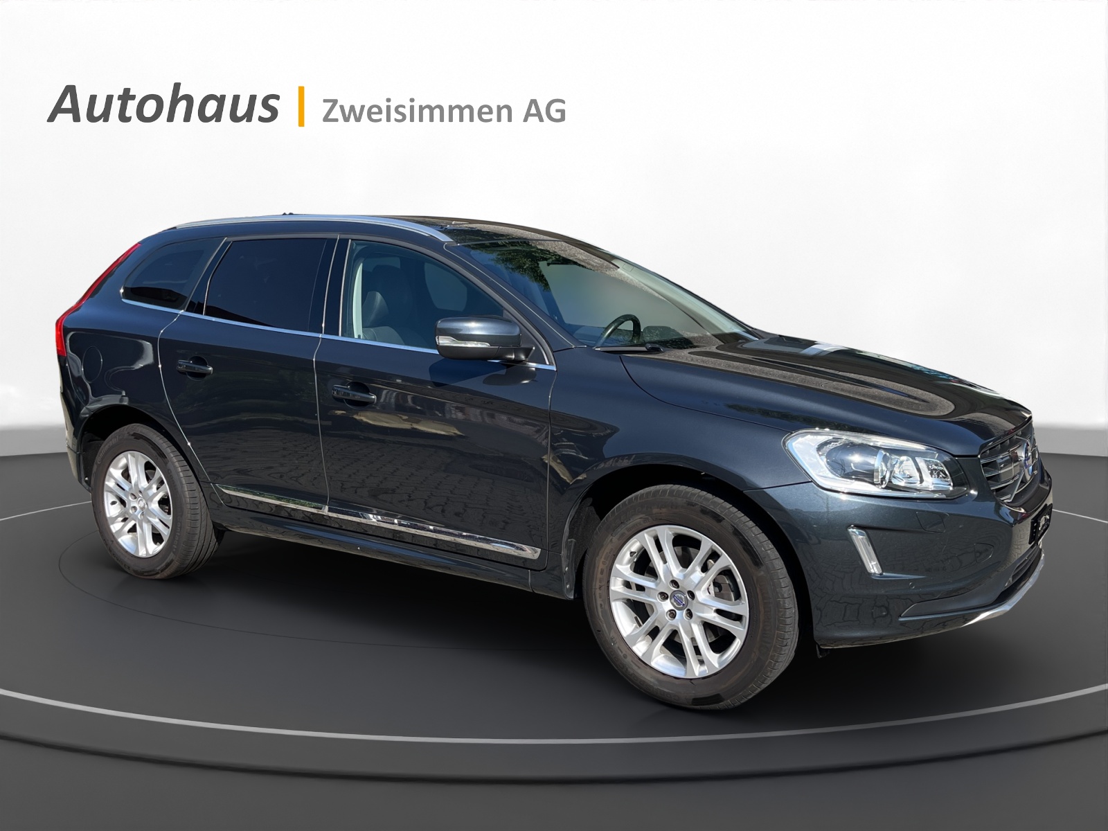 VOLVO XC60 T5 Summum Geartronic-image-4