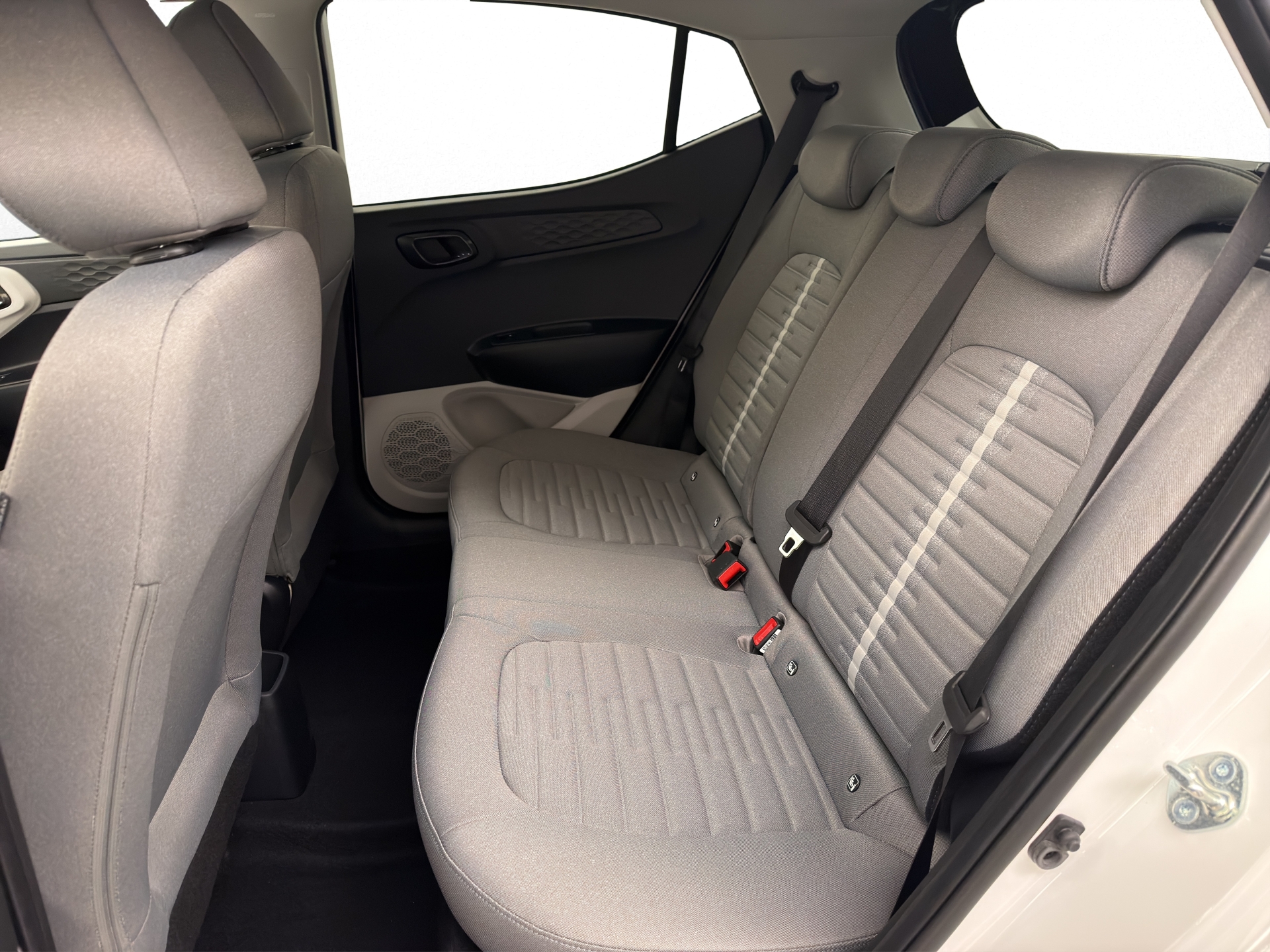 HYUNDAI i10 1.2 Vertex-image-8
