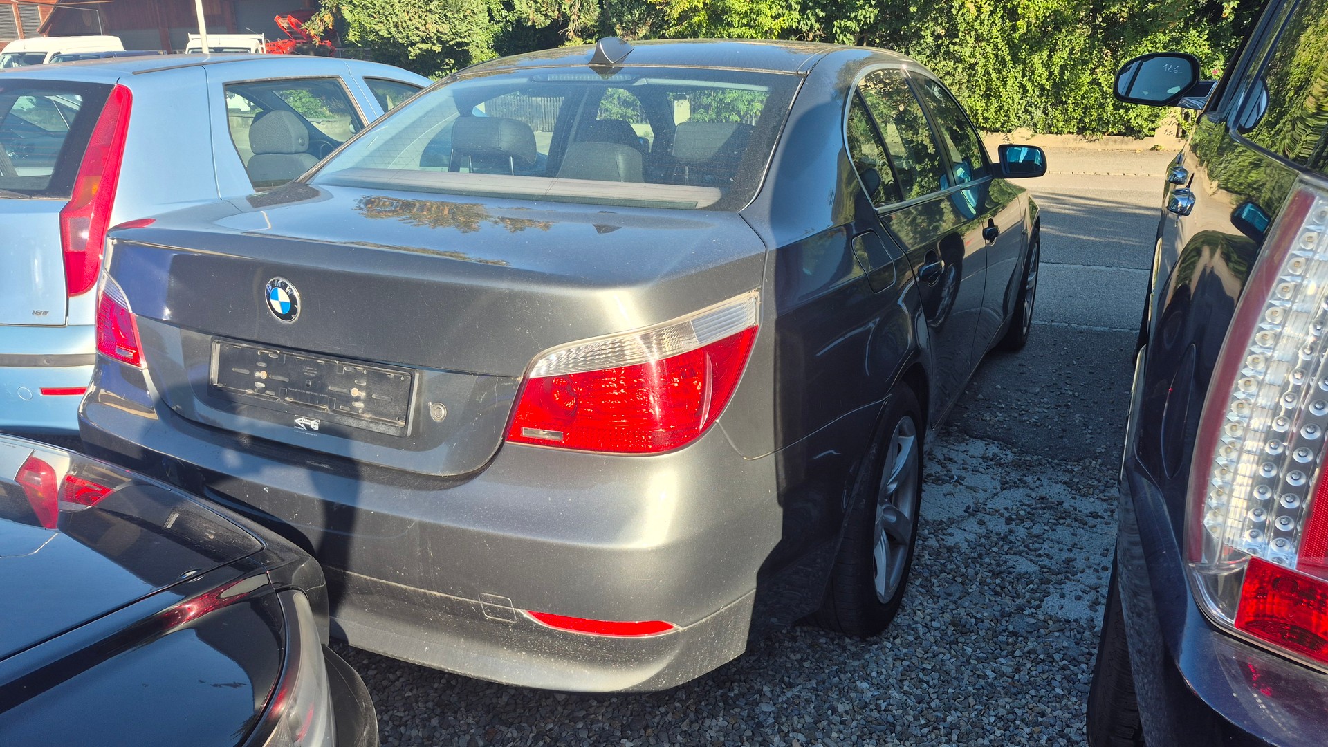 BMW 530xi Touring-image-3