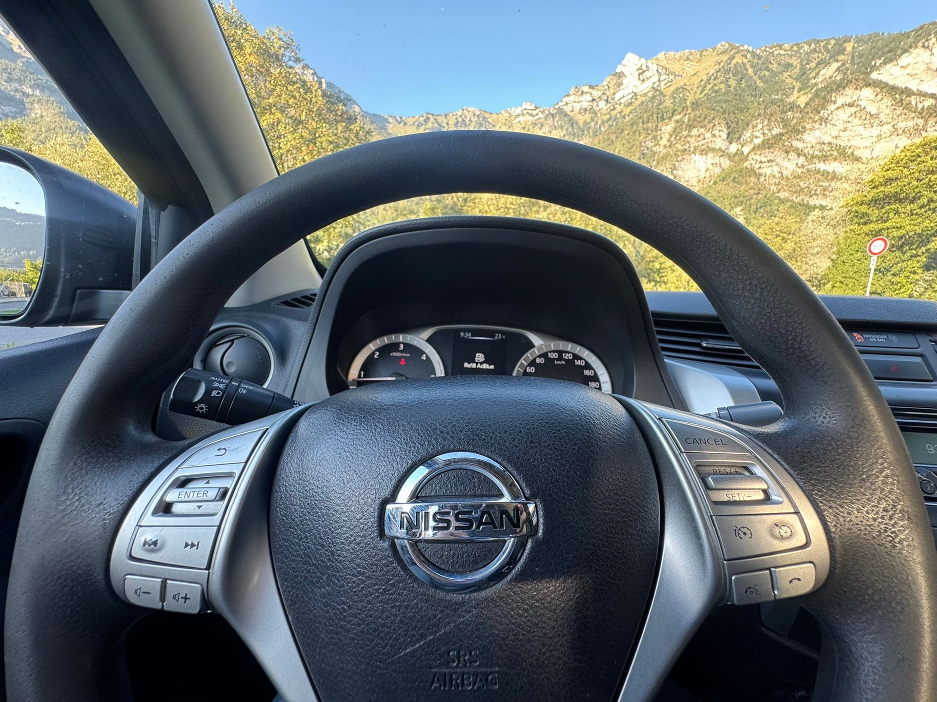 NISSAN Navara King Cab Visia 2.3 dCi 4WD-image-22