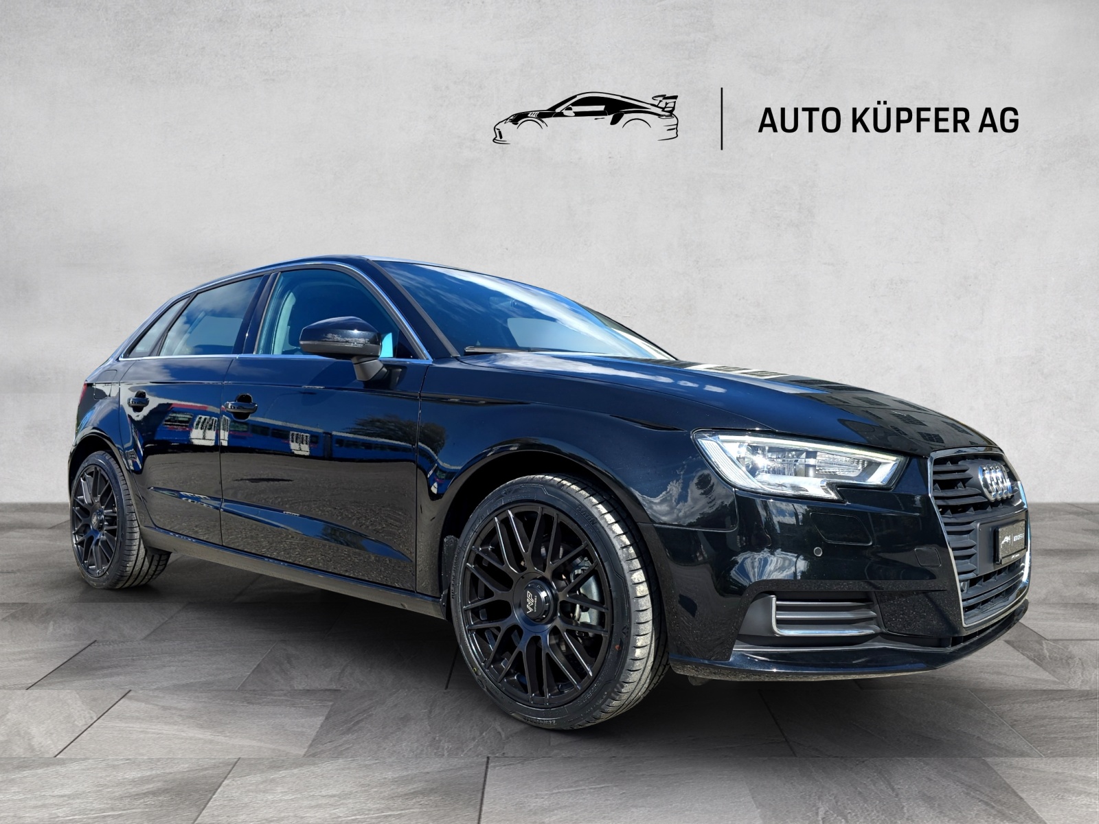 AUDI A3 Sportback 1.0 TFSI Design-showroom-element-1