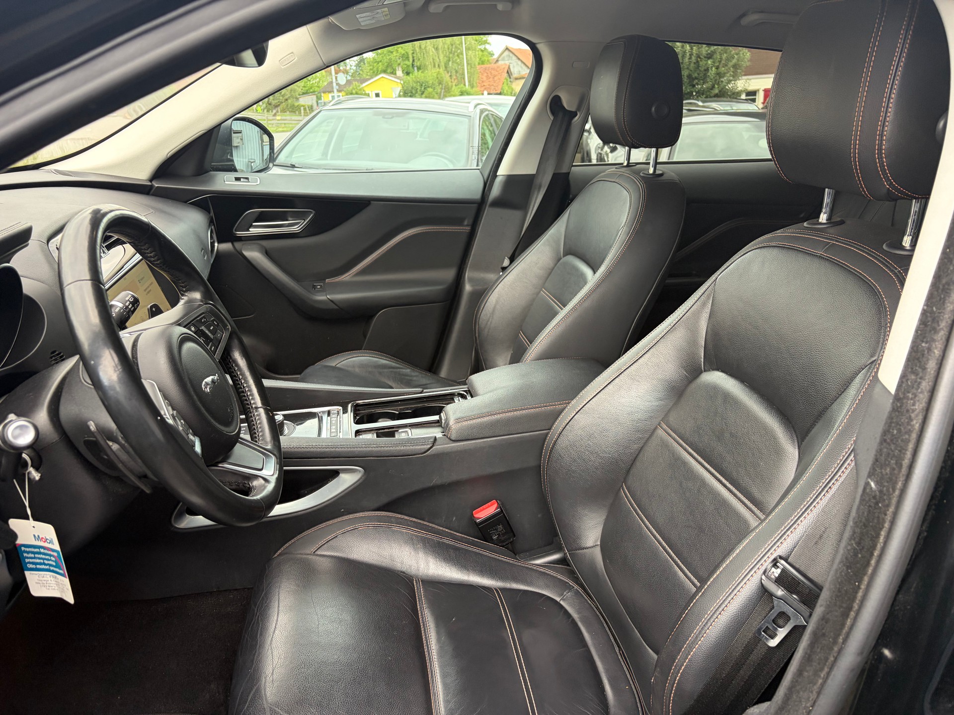 JAGUAR F-Pace 25t 2.0 Prestige AWD Automatik-image-9