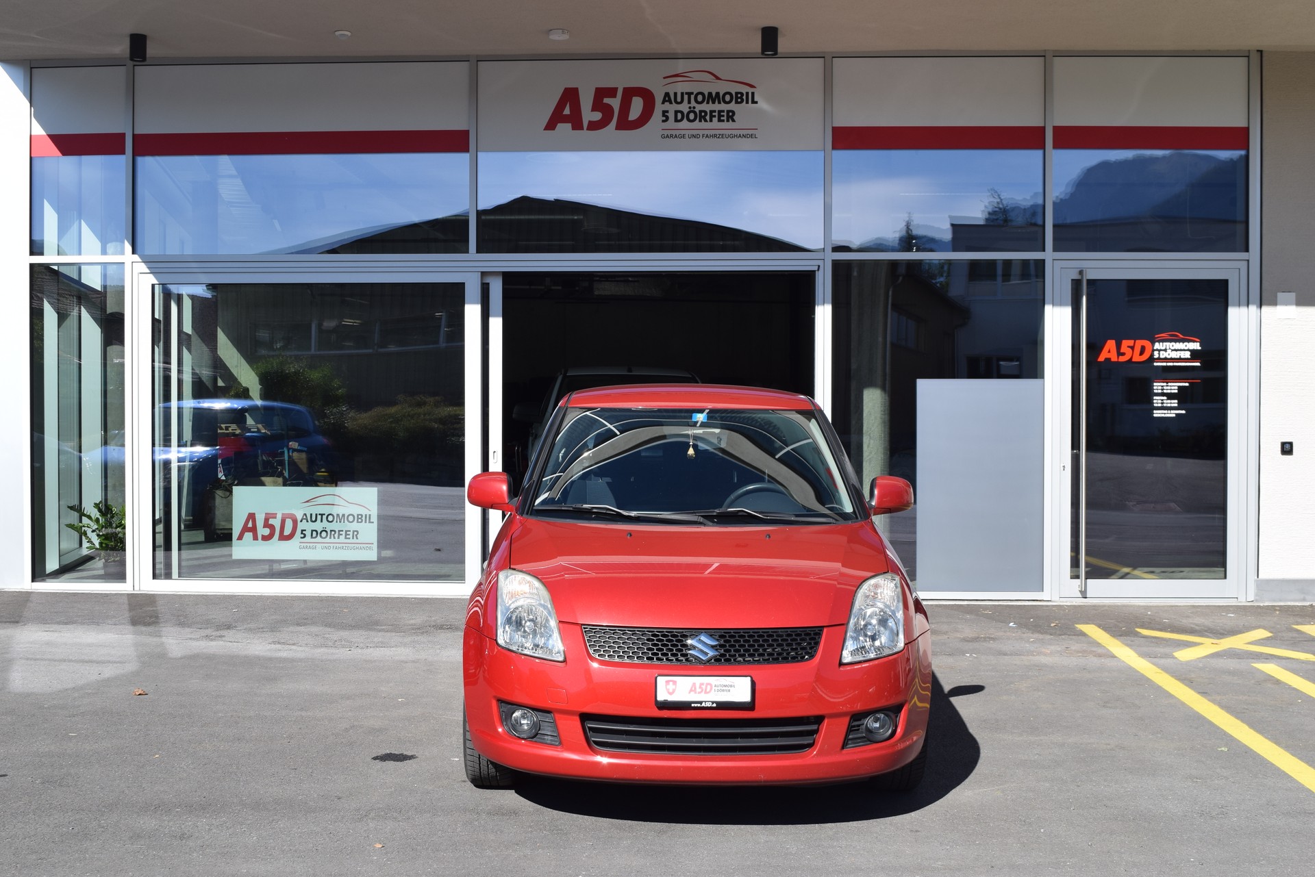 SUZUKI Swift 1.3i 16V GL Top 4x4