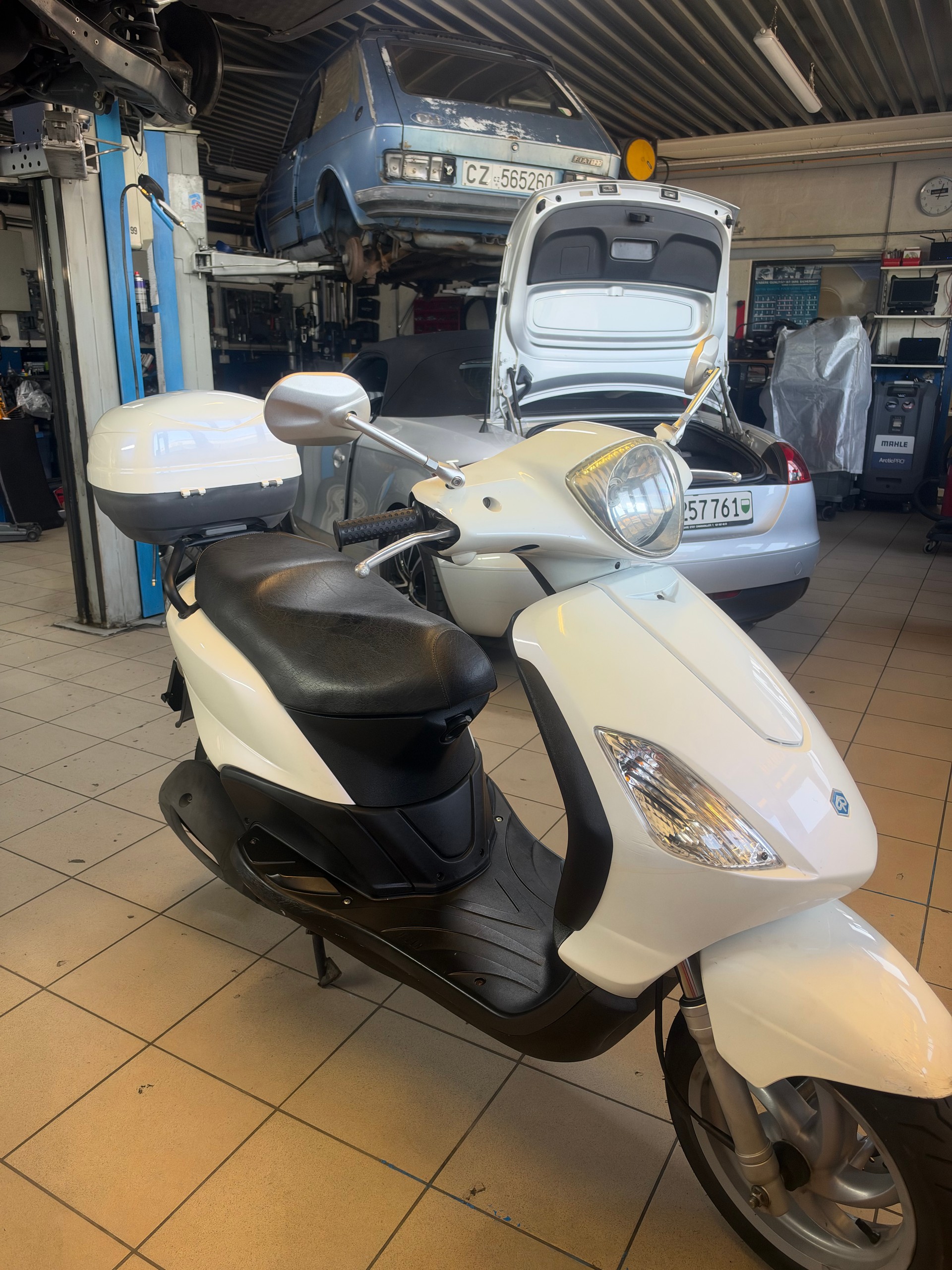 PIAGGIO Fly 125 4-T-image-1
