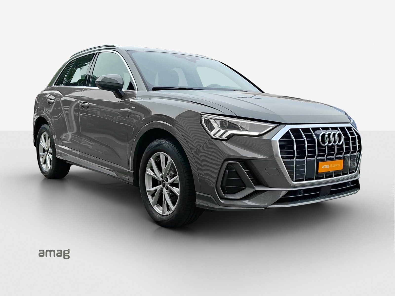 AUDI Q3 35 TFSI S line Attraction S-tronic-image-5