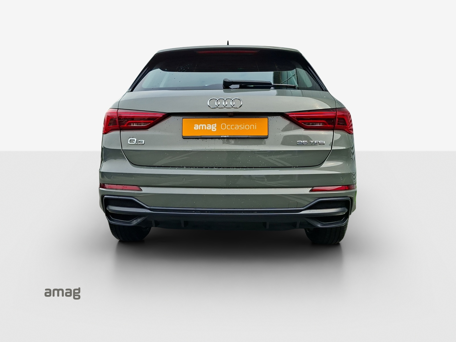AUDI Q3 35 TFSI S line Attraction S-tronic-showroom-element-3