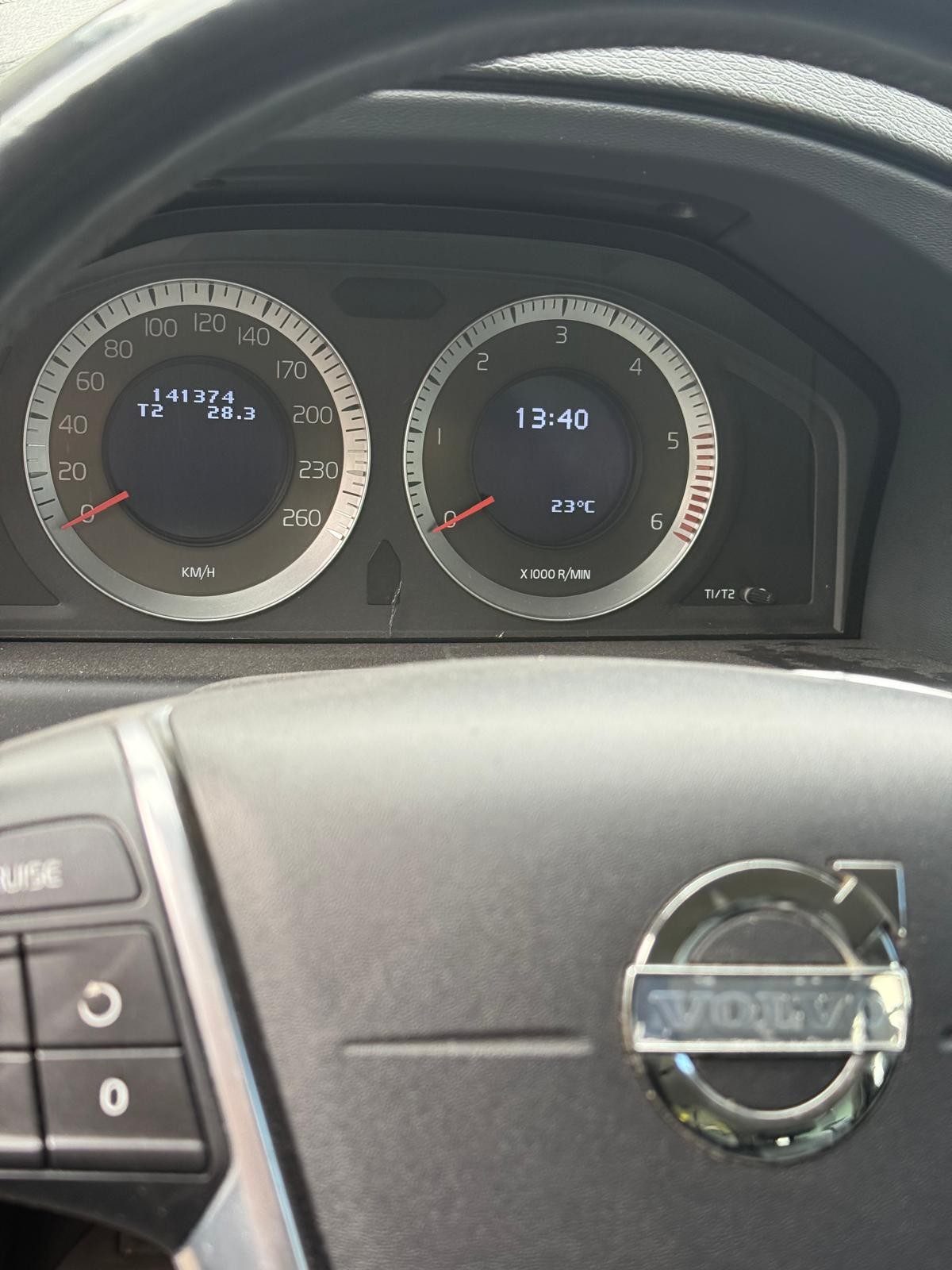 VOLVO XC70 D5 AWD Ocean Race Geartronic-image-10