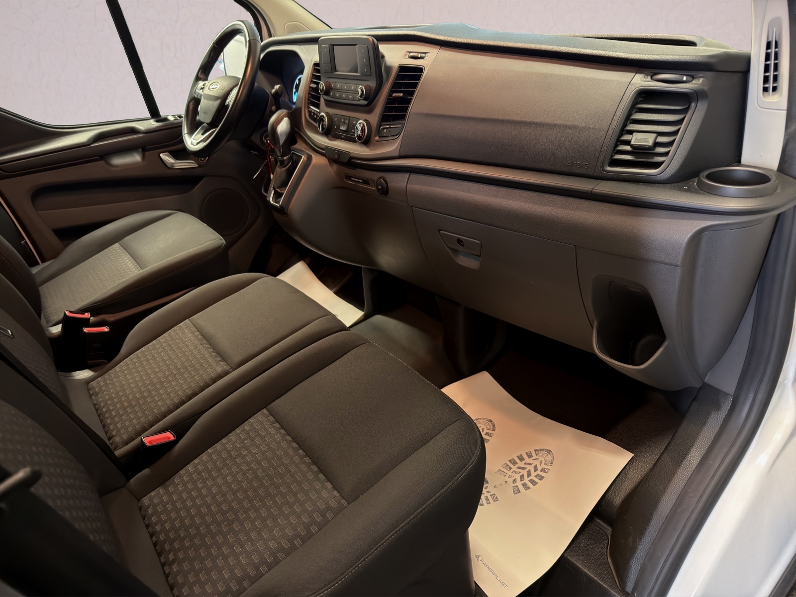 FORD Transit Custom 320 L1H1 Trend A-image-15