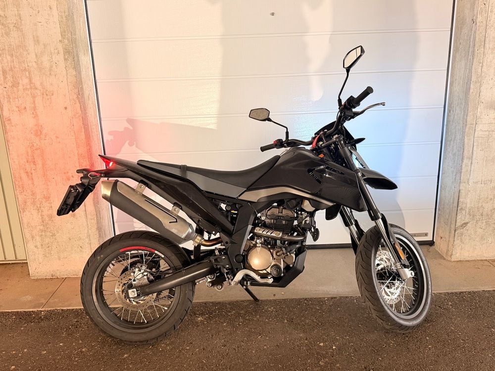 MALAGUTI XSM 125 ABS-image-1