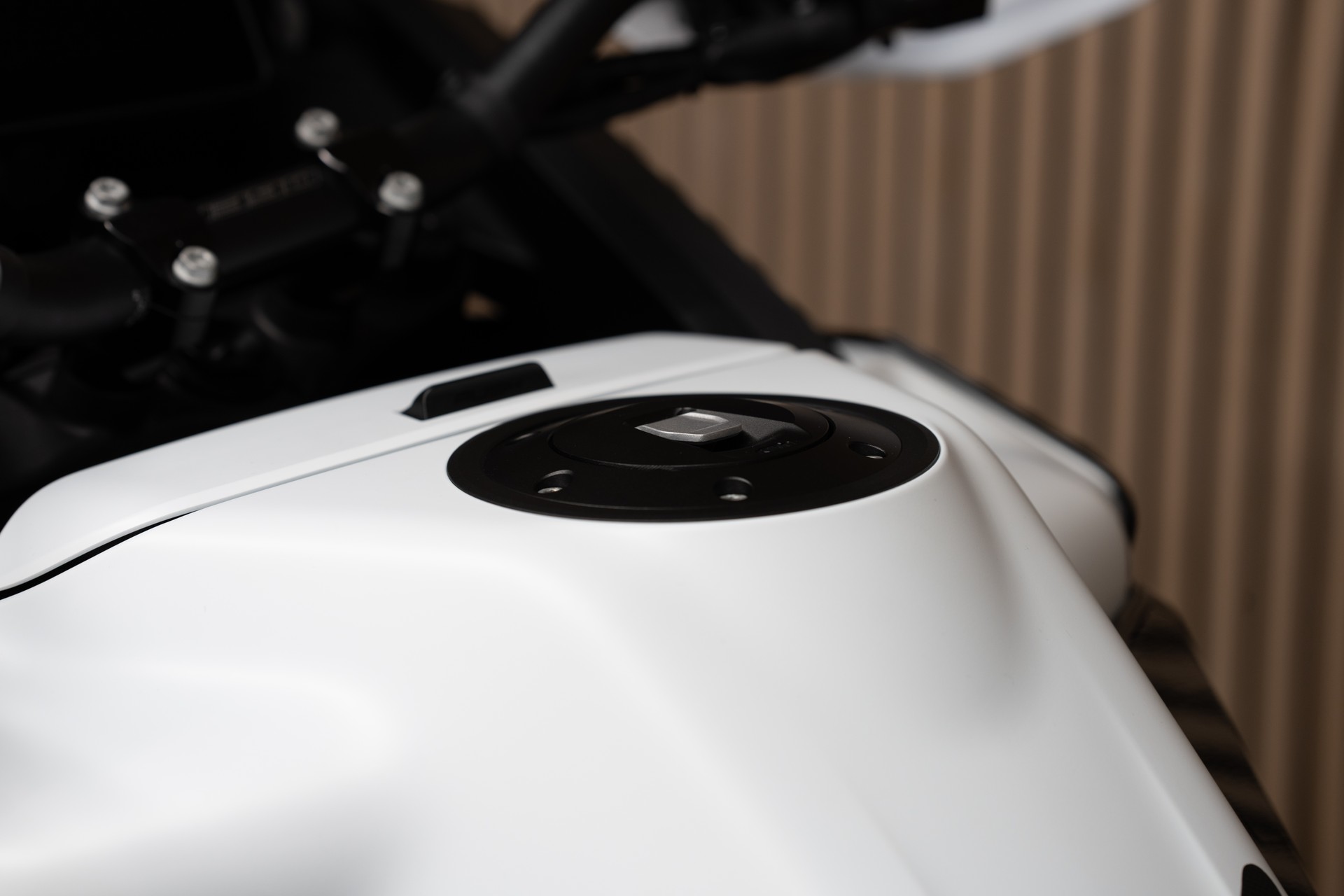 KTM 1390 Super Adventure S EVO-image-3