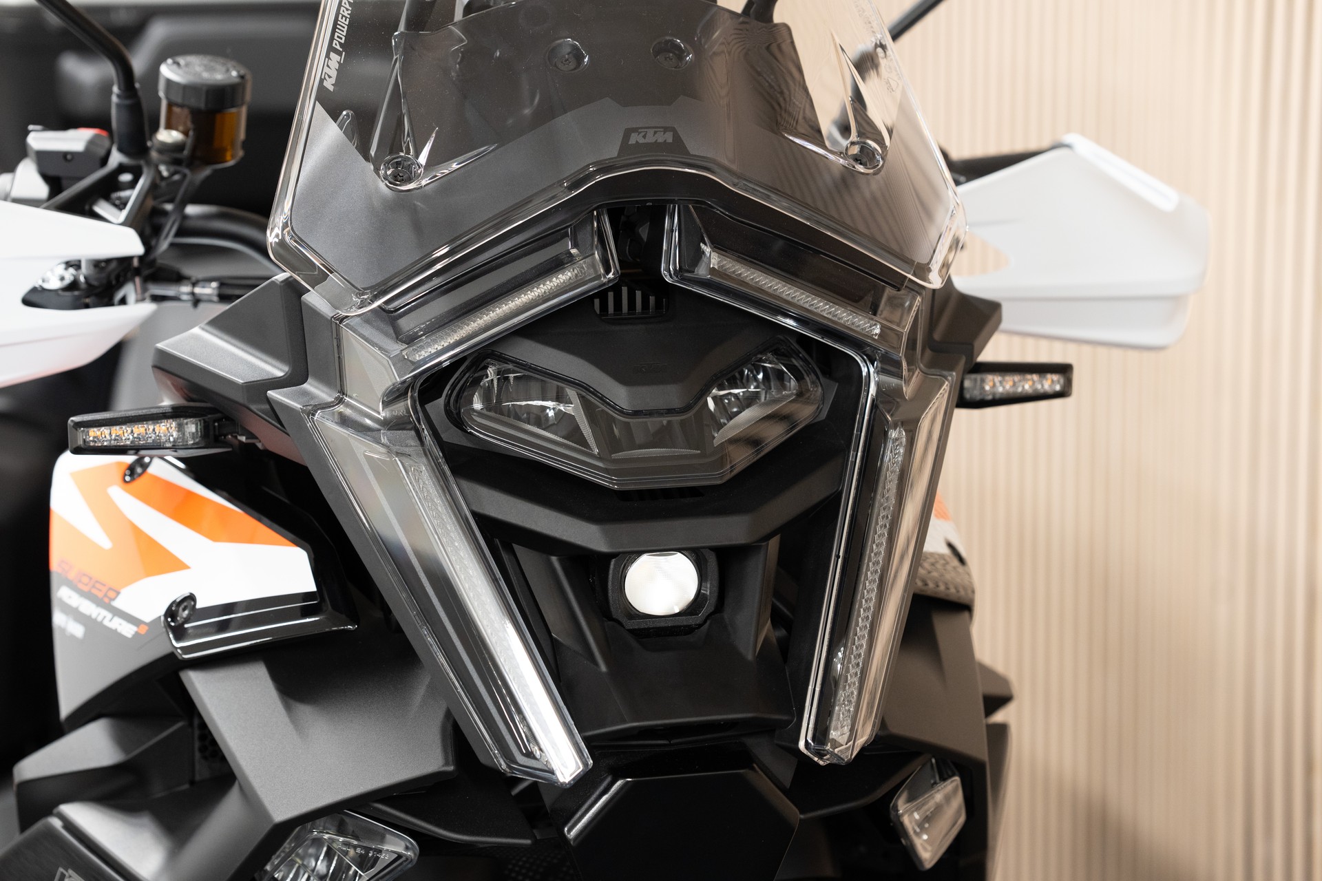 KTM 1390 Super Adventure S EVO-image-8