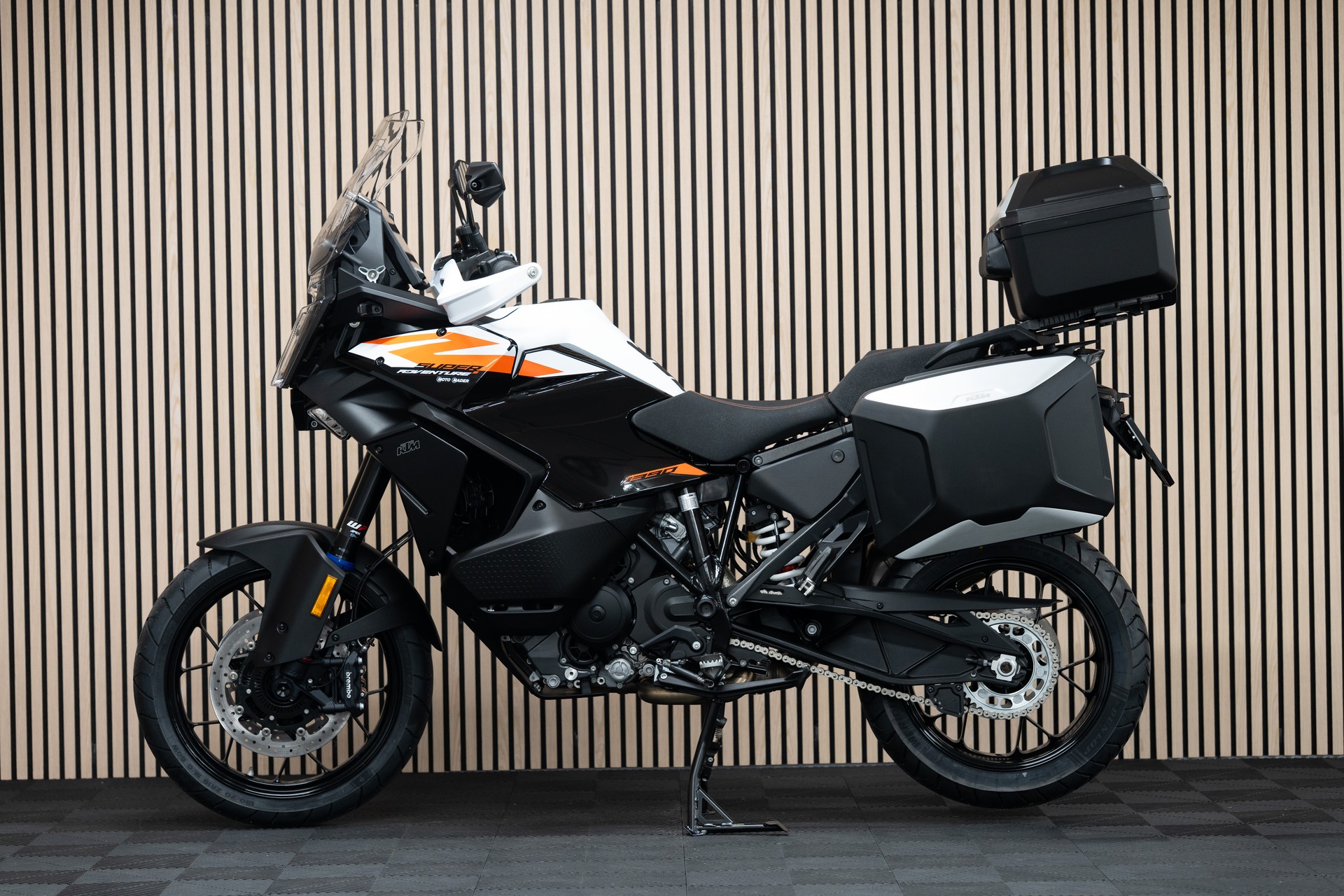KTM 1390 Super Adventure S EVO-image-1