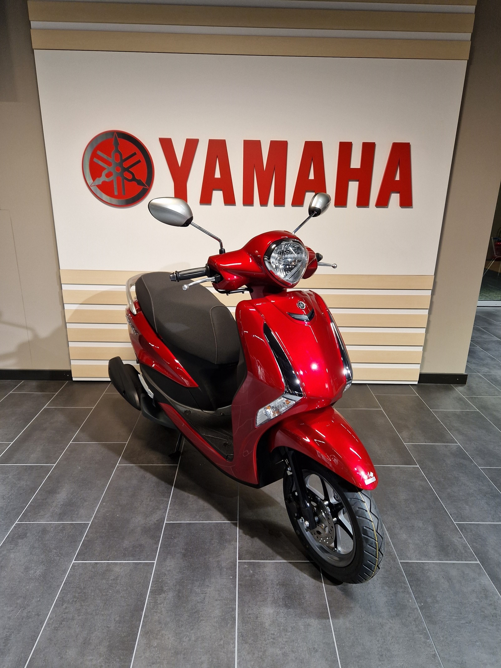 YAMAHA D'elight LTS 125-image-4