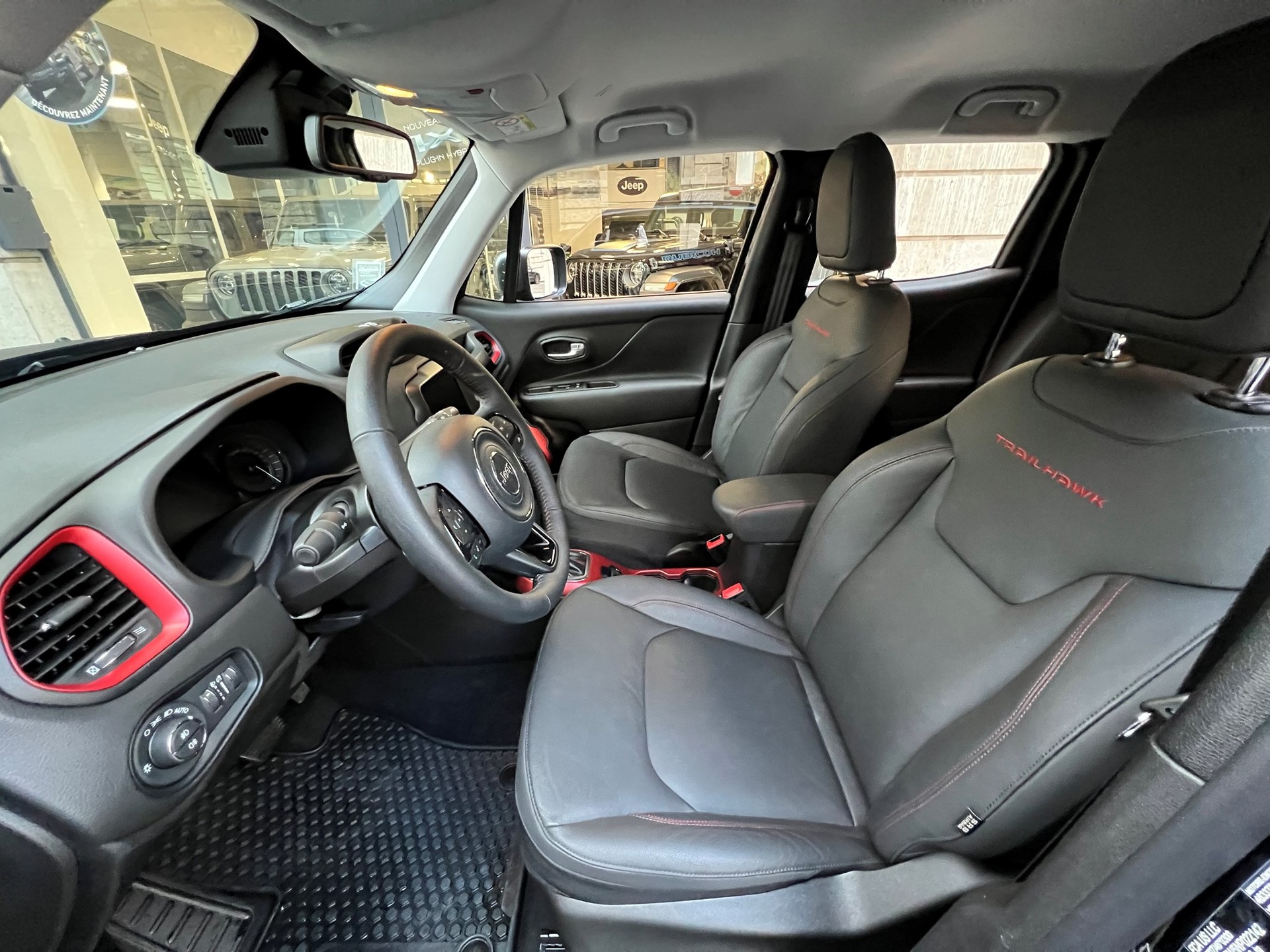 JEEP Renegade 1.3 T PHEV Trailhawk Plus AWD-image-6