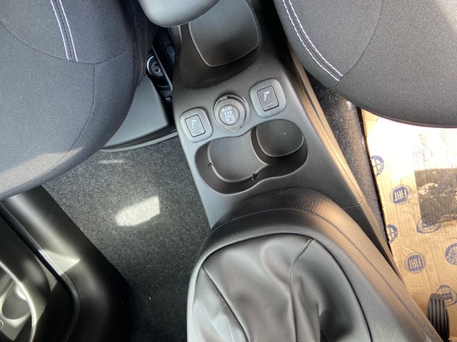 FIAT Panda 1.0 MHEV Cross-image-5