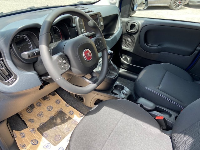 FIAT Panda 1.0 MHEV Cross-image-4