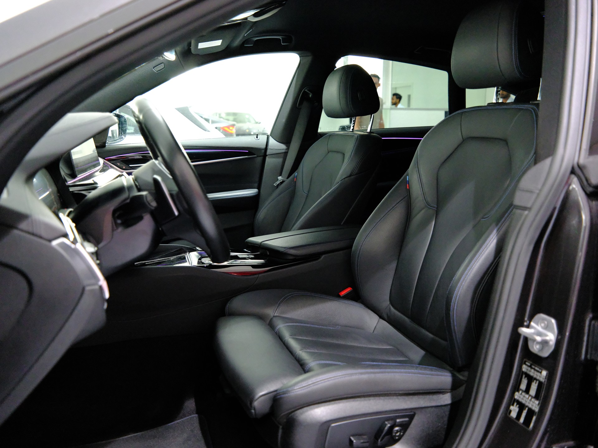 BMW 630i GT xDrive Steptronic //M-Paket-image-9