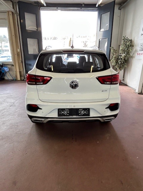 MG ZS 1.0 T-GDI Luxury-showroom-element-3