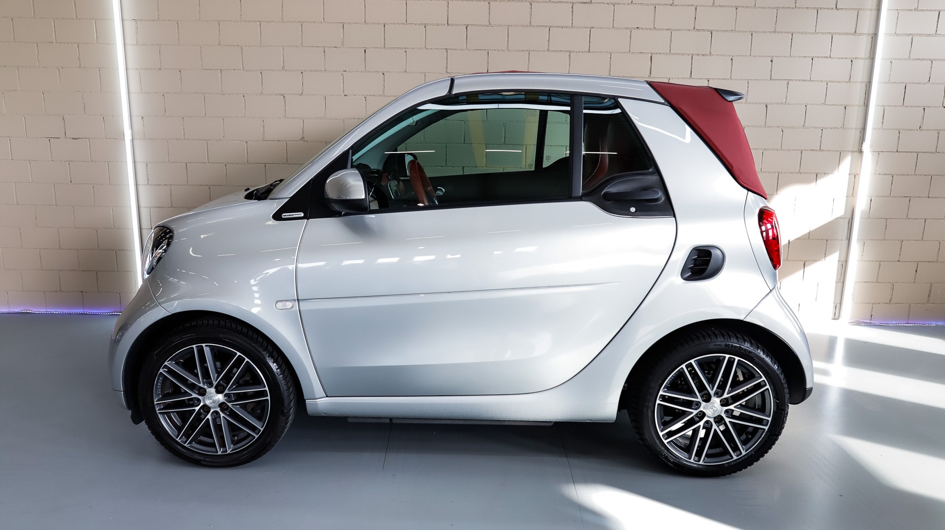 SMART fortwo Brabus Edition twinmatic-showroom-element-3