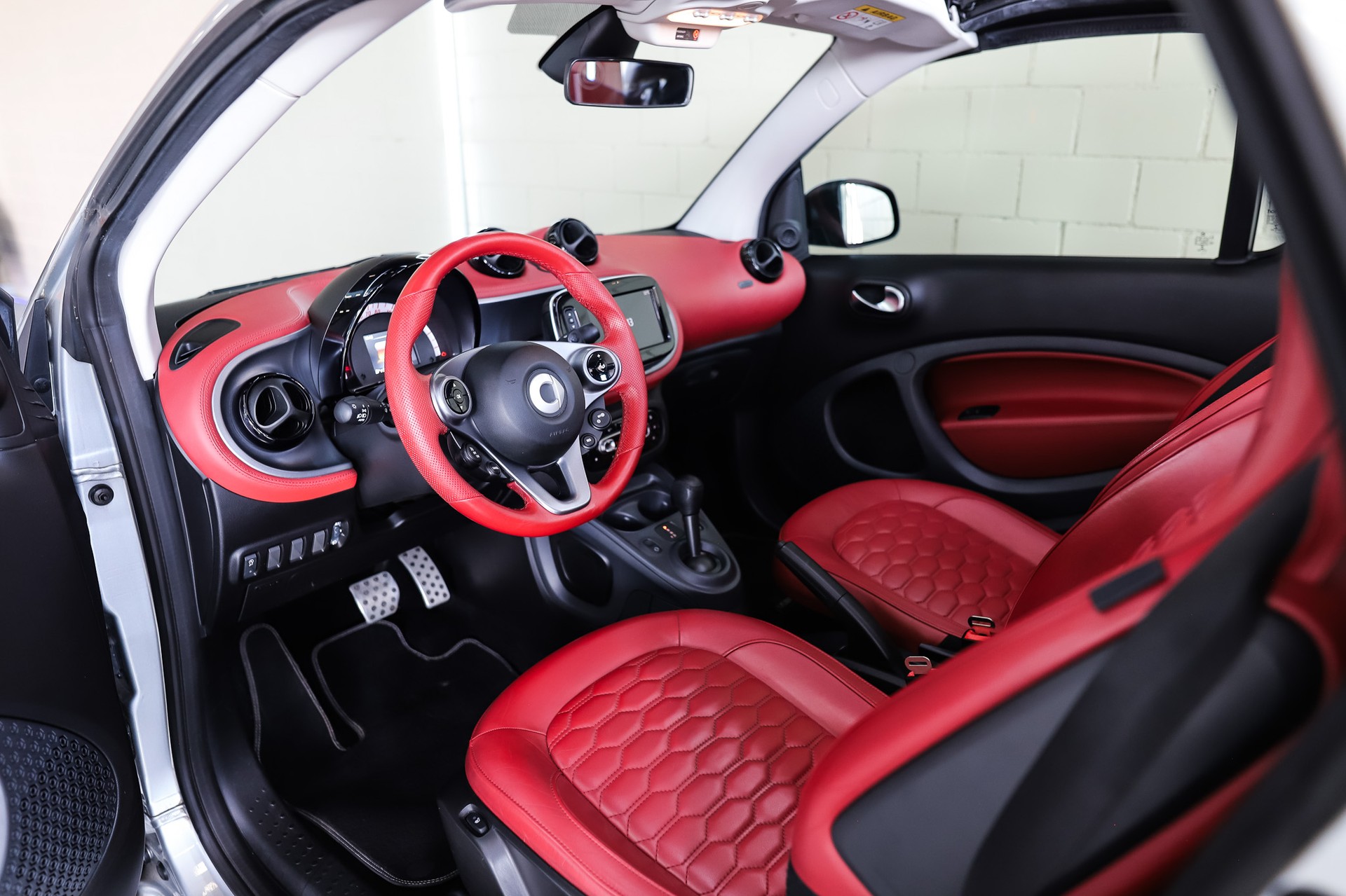 SMART fortwo Brabus Edition twinmatic-image-6