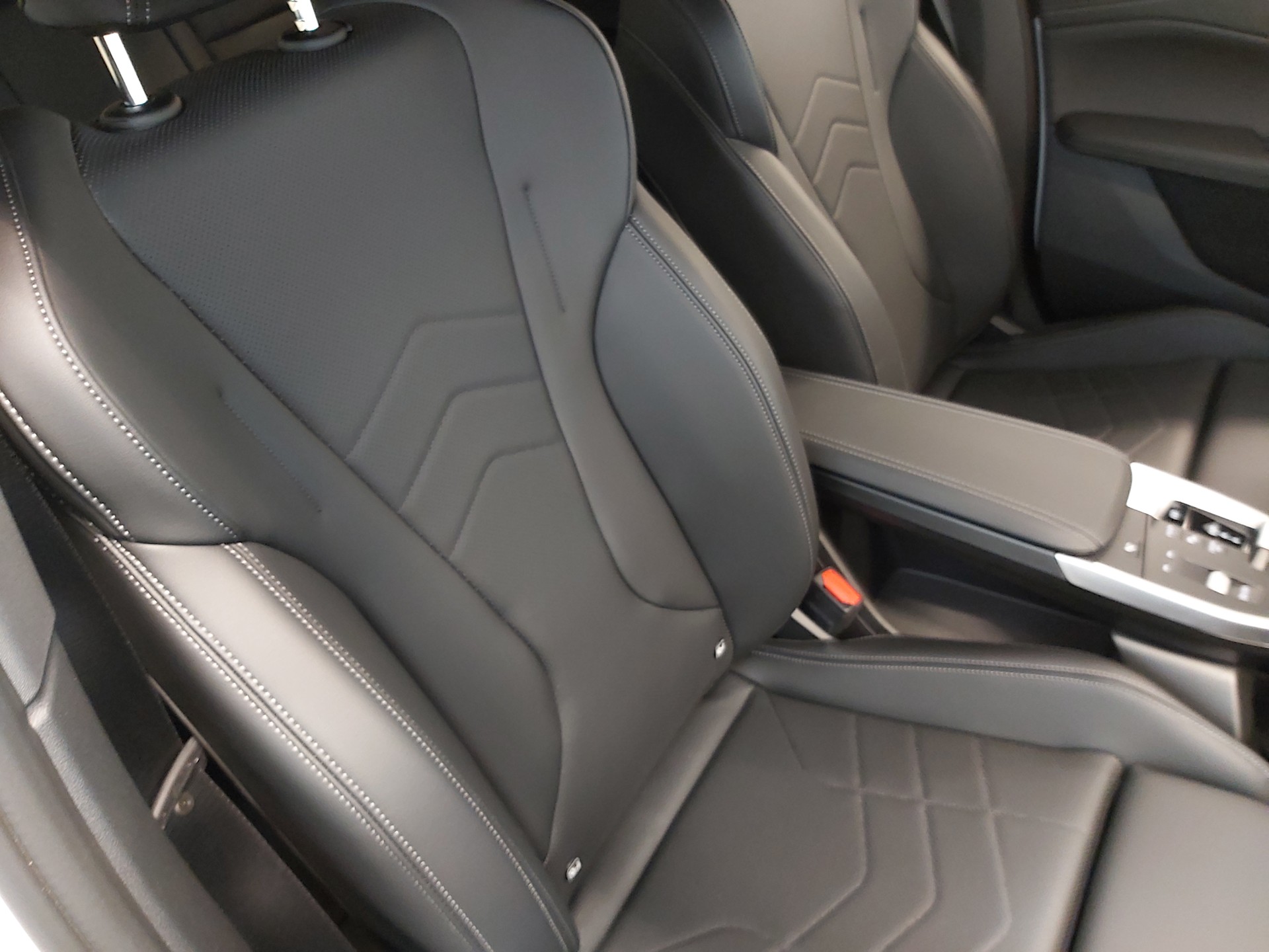 BMW 223d AT xDr M Sport DKG-image-19