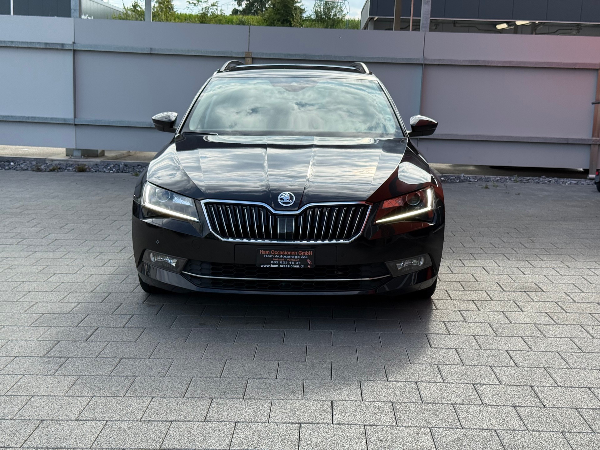 SKODA Superb Combi 2.0 TDi Ambition