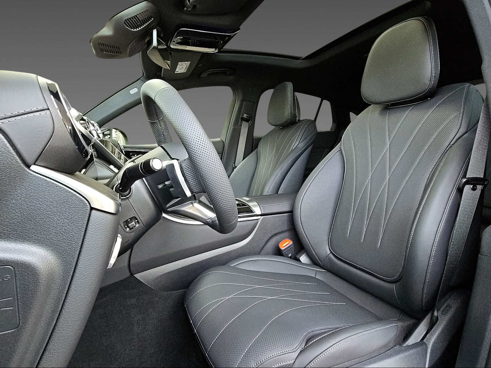 MERCEDES-BENZ GLC 300 4Matic Coupé-image-8