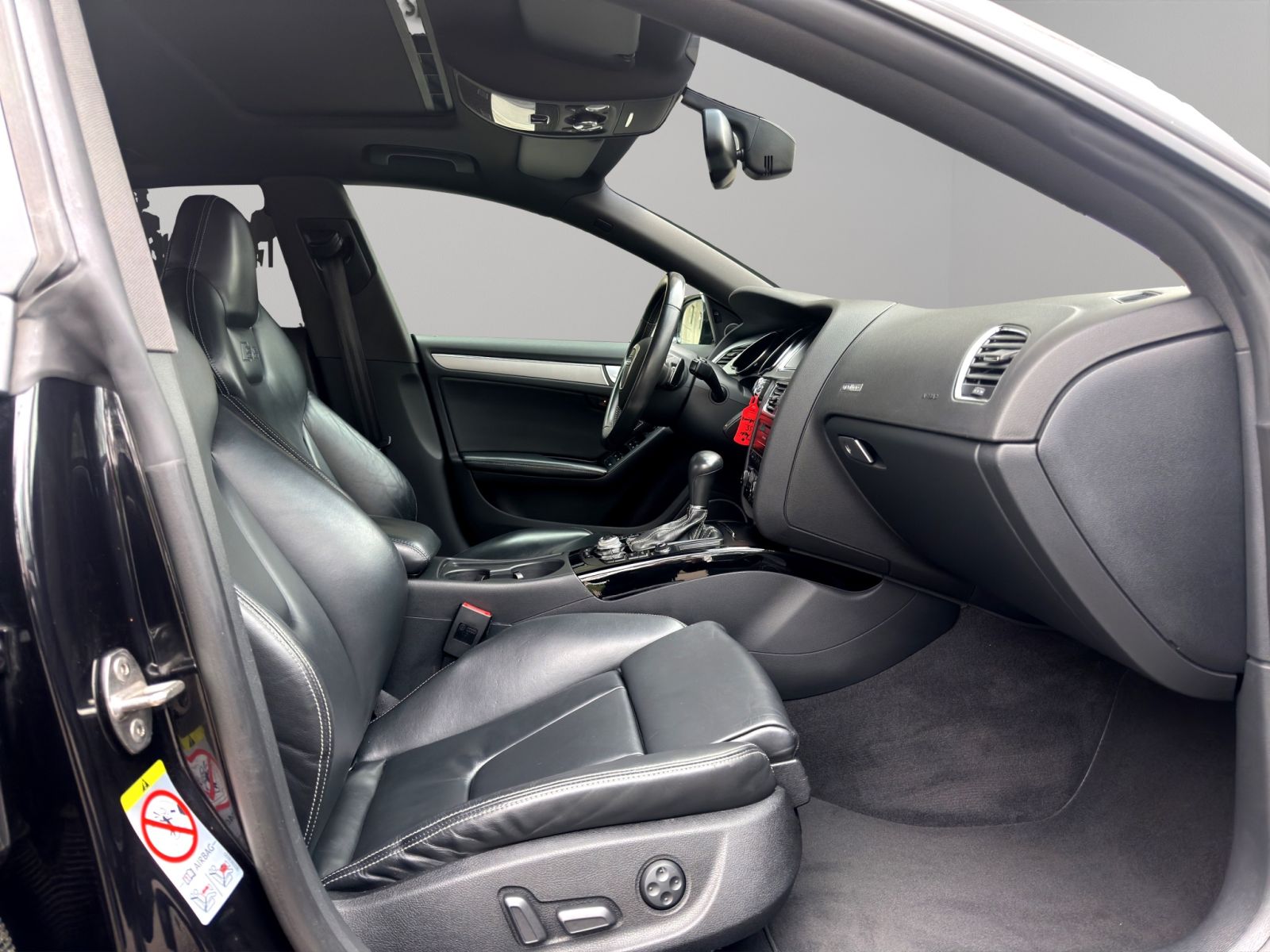 AUDI S5 Sportback 3.0 V6 TFSI quattro S-Tronic-image-12
