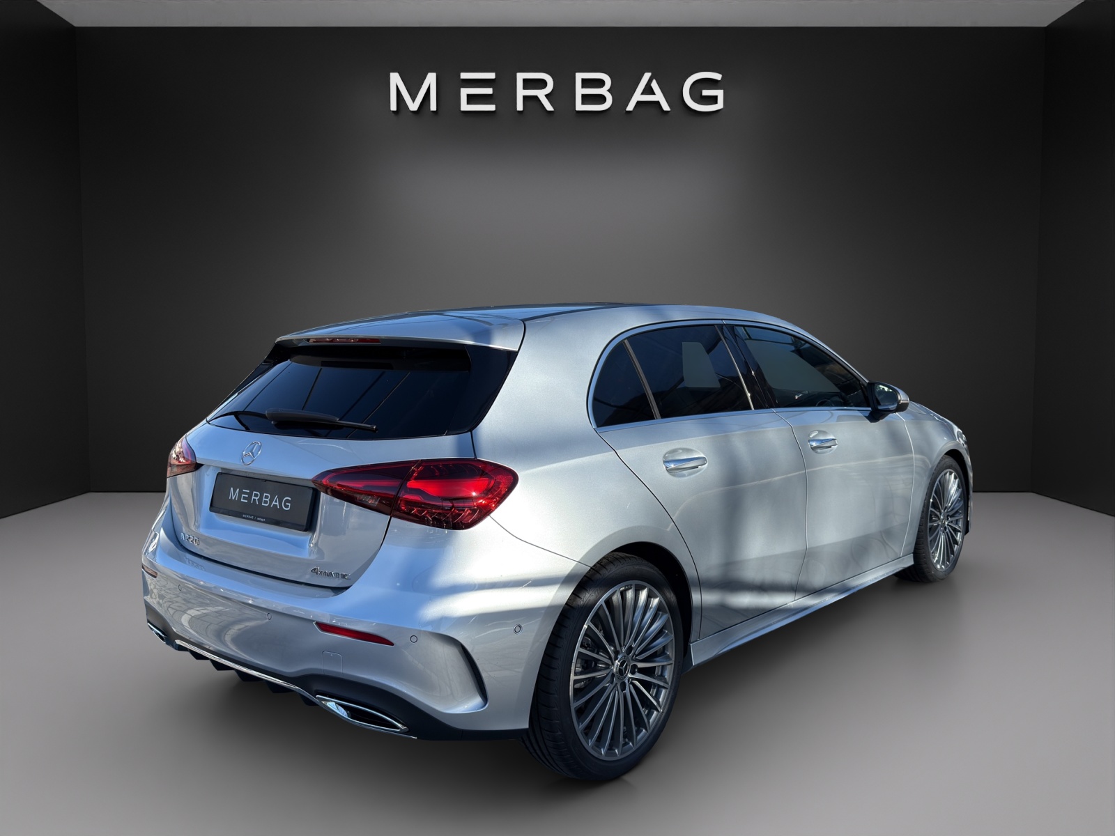 MERCEDES-BENZ A 220 4Matic 8G-DCT-image-4