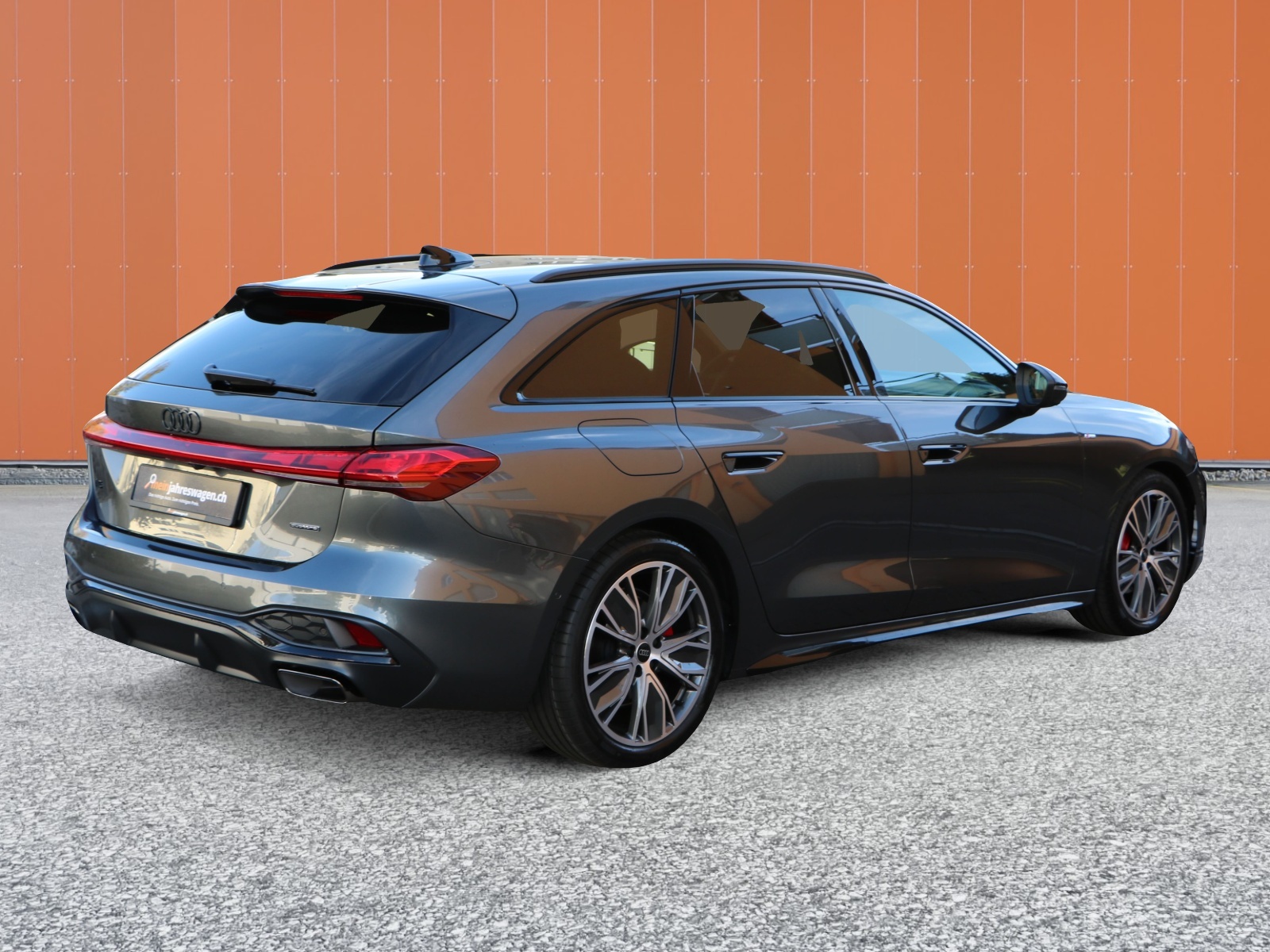 AUDI A5 Avant TFSI quattro 150 kW S tronic-image-5