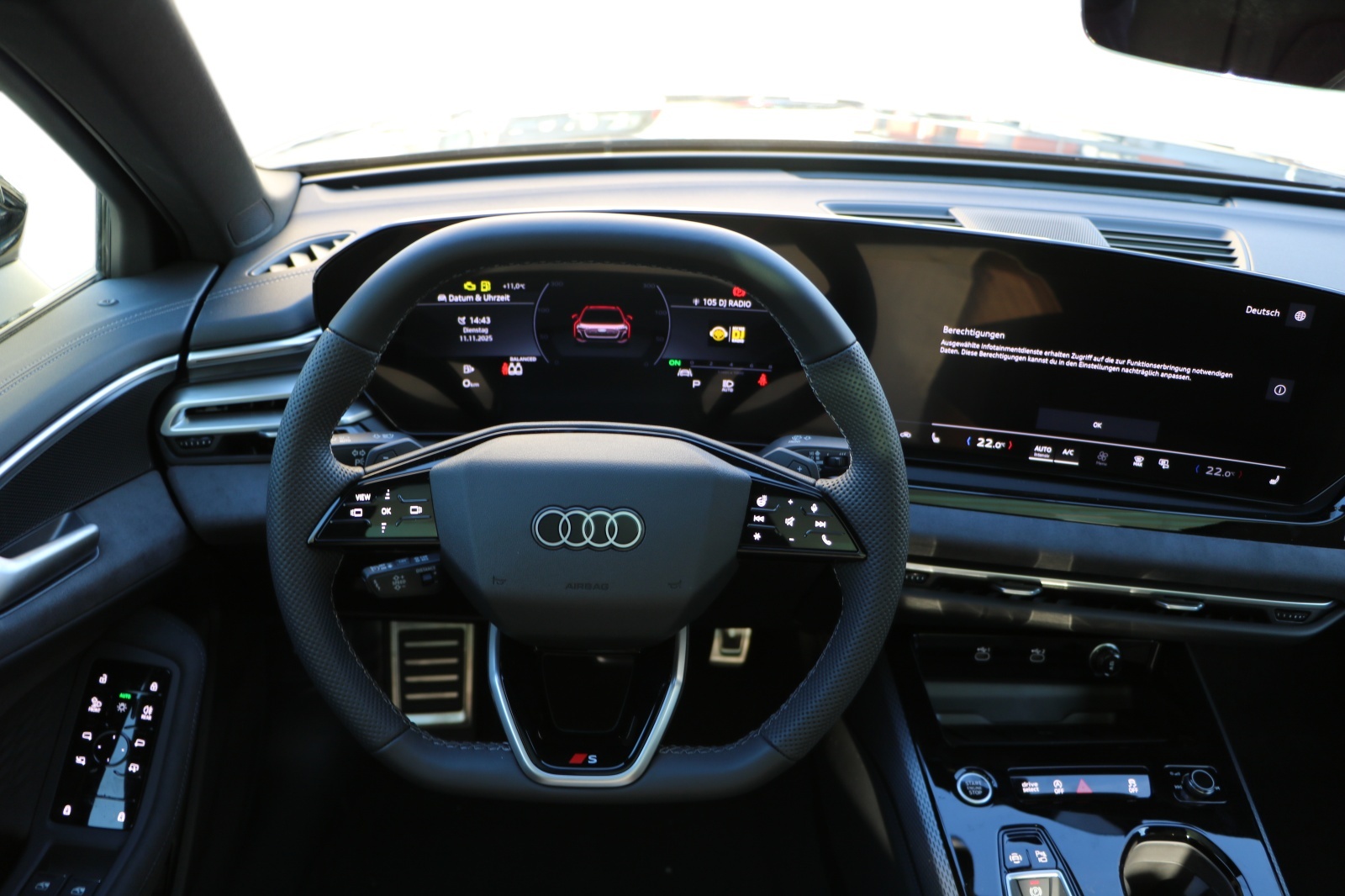 AUDI A5 Avant TFSI quattro 150 kW S tronic-image-14