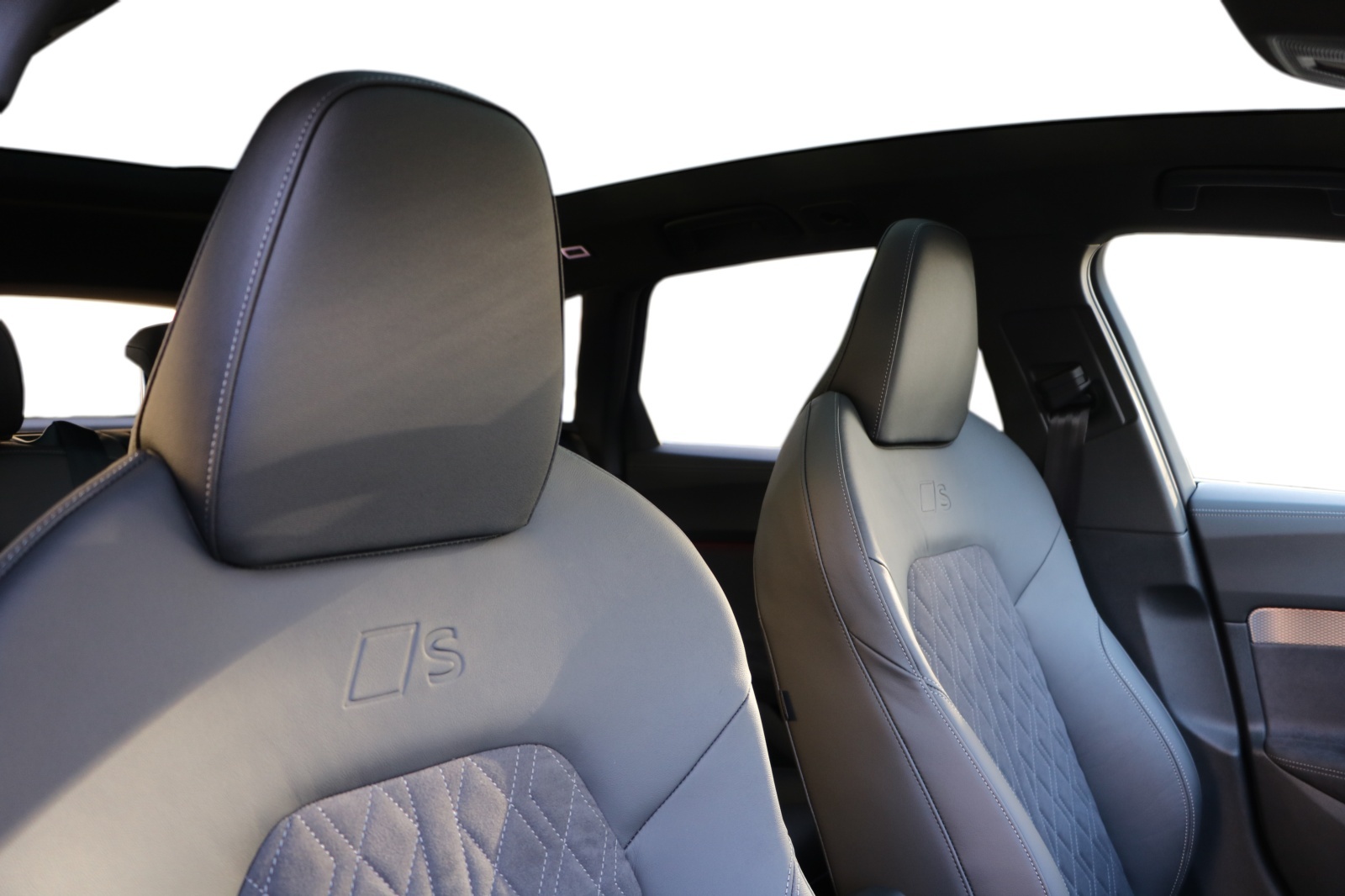 AUDI A5 Avant TFSI quattro 150 kW S tronic-image-12
