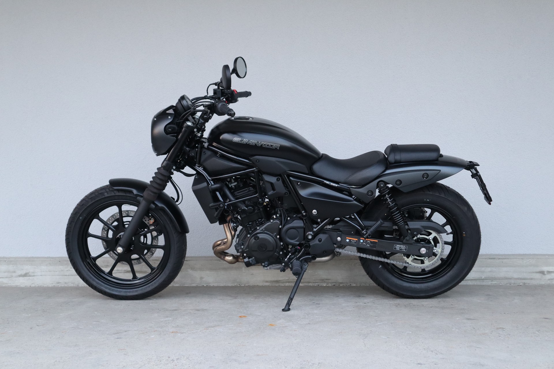 KAWASAKI Eliminator 500 SE-image-3
