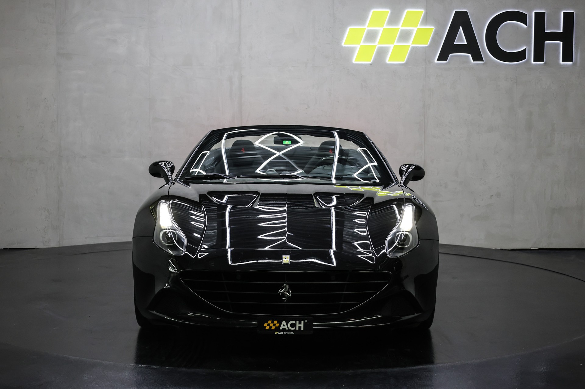 FERRARI California T / 70th Anniversary / 1 of 1 inspired by F50 1995-showroom-element-1