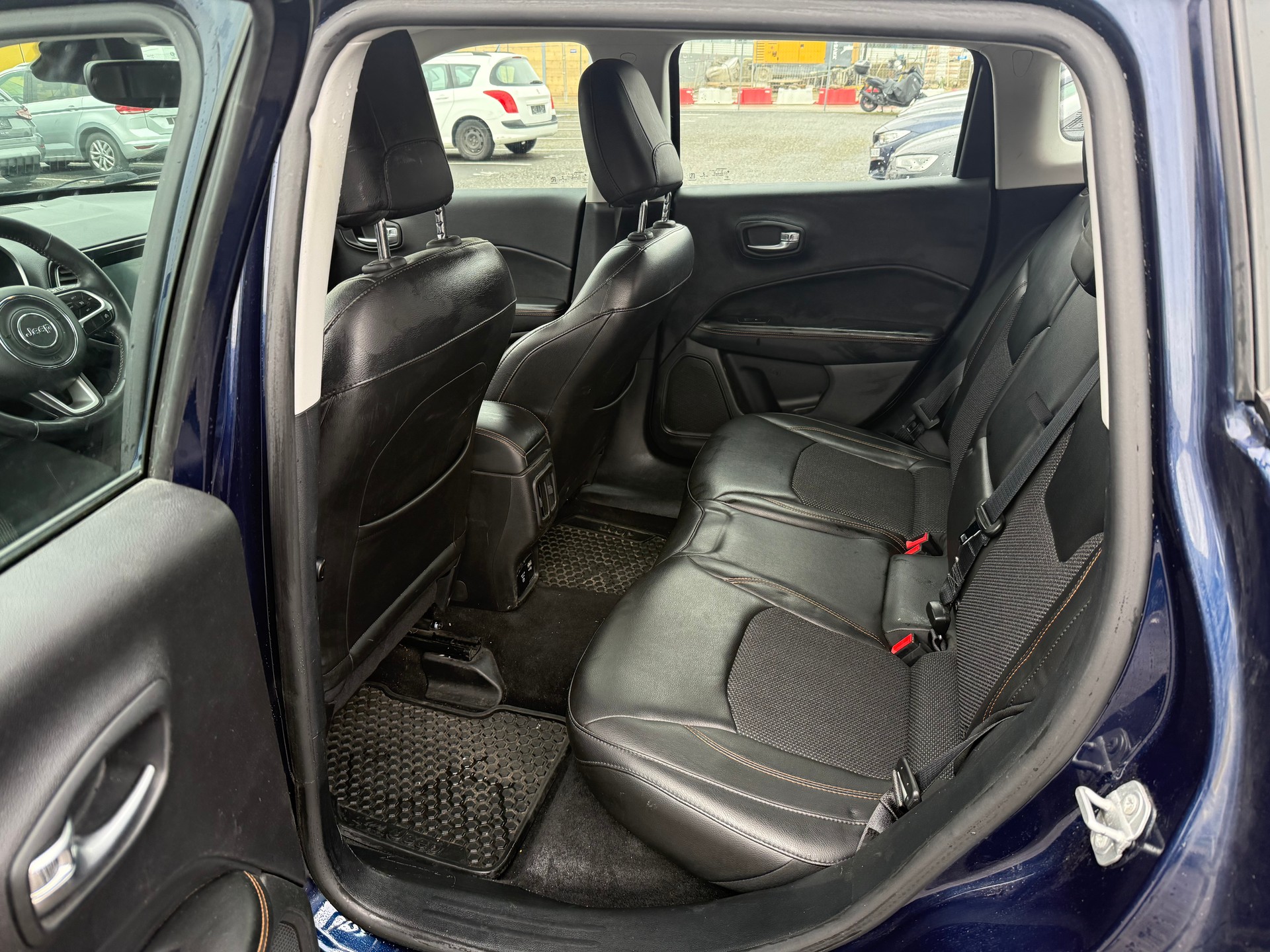 JEEP Compass 1.4 Turbo Freedom AWD 9ATX-image-9