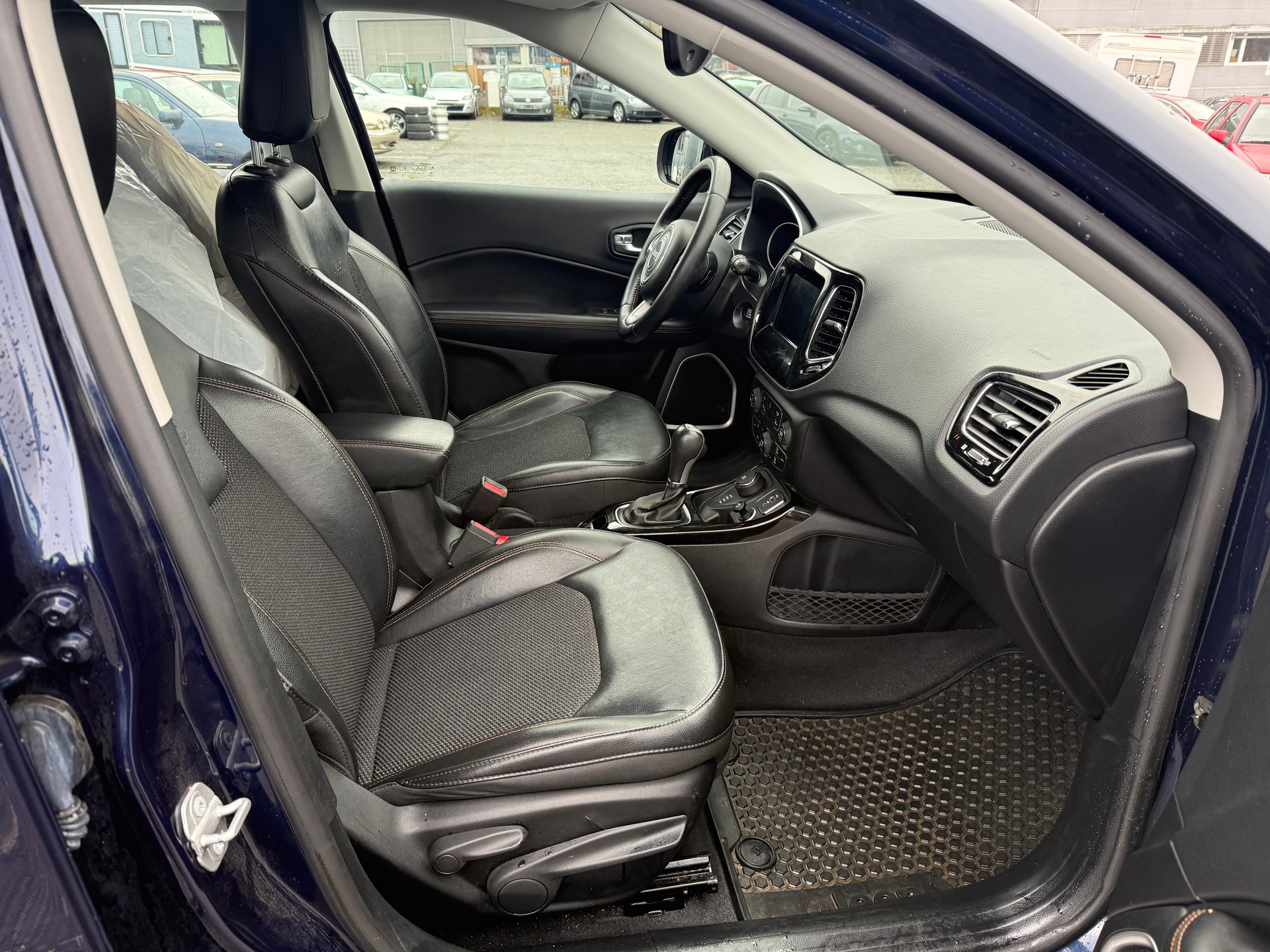 JEEP Compass 1.4 Turbo Freedom AWD 9ATX-image-7